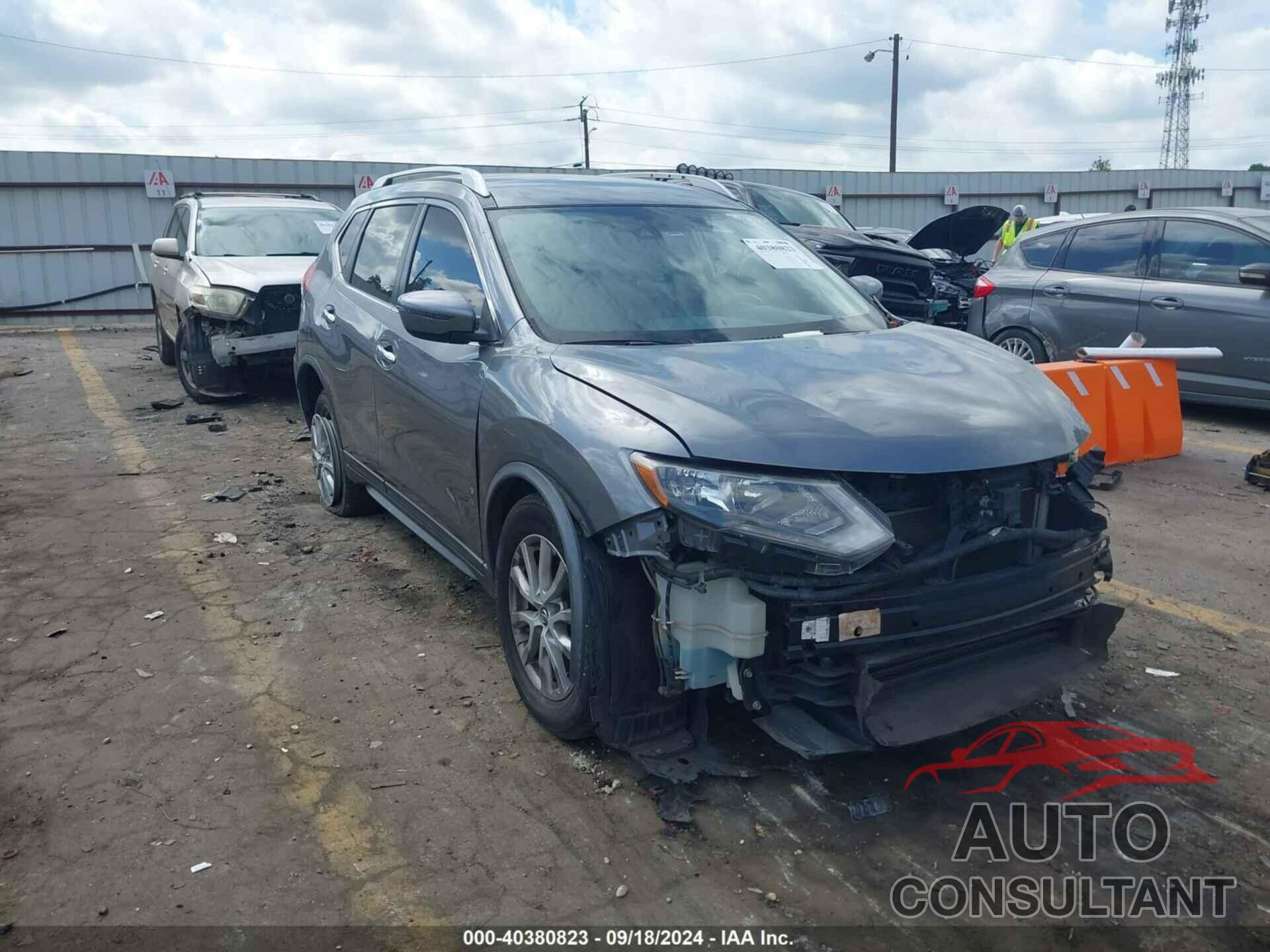 NISSAN ROGUE 2019 - KNMAT2MT3KP515371