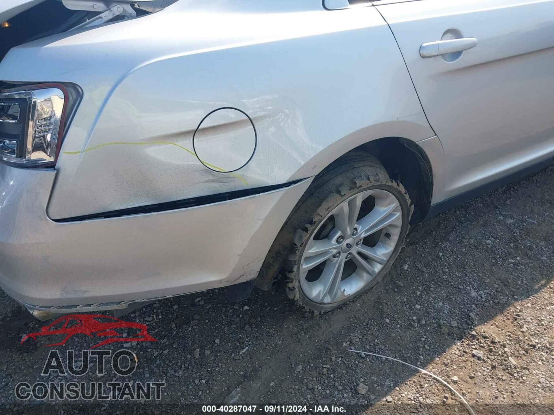 FORD TAURUS 2016 - 1FAHP2D83GG113815