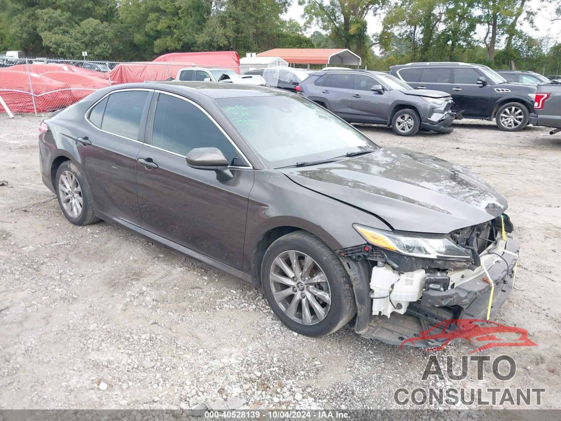 TOYOTA CAMRY 2018 - 4T1B11HKXJU647660