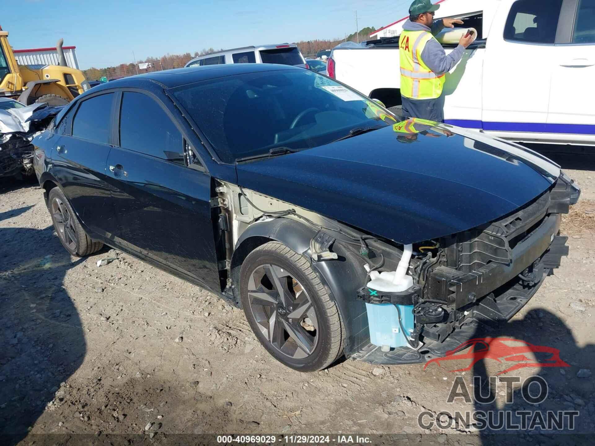 HYUNDAI ELANTRA 2023 - KMHLP4AG2PU505726