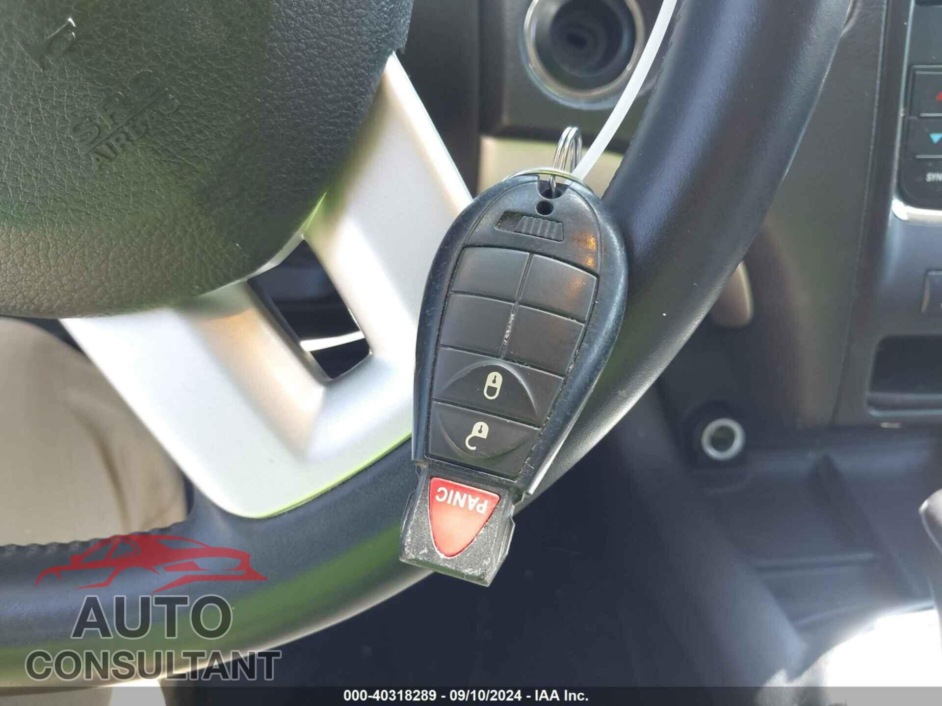 DODGE DURANGO 2013 - 1C4RDHAG8DC667697