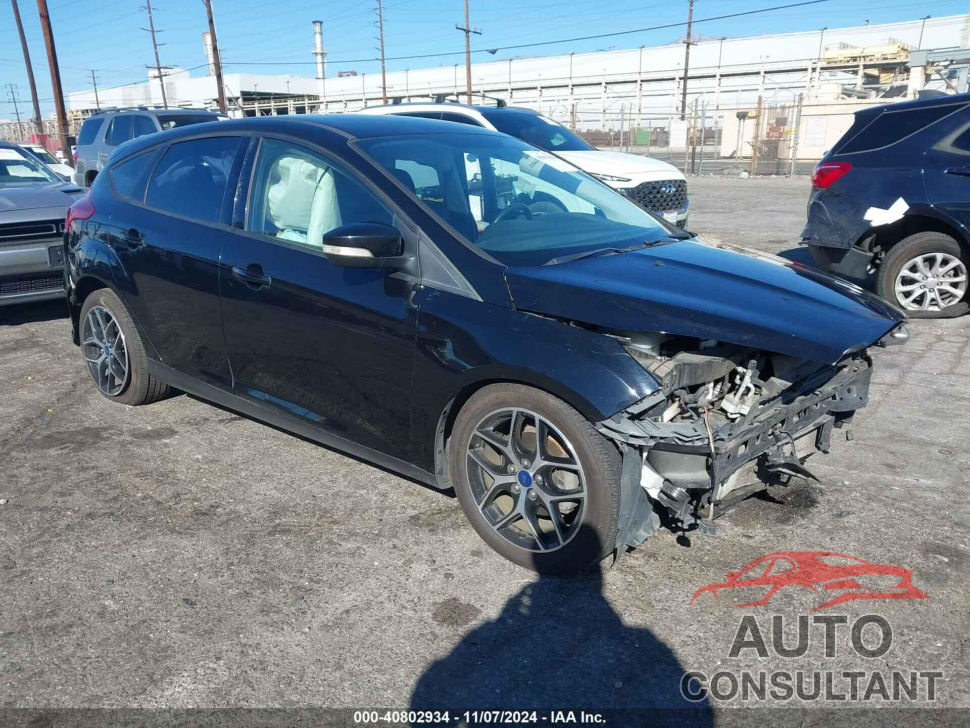 FORD FOCUS 2016 - 1FADP3K23GL212922