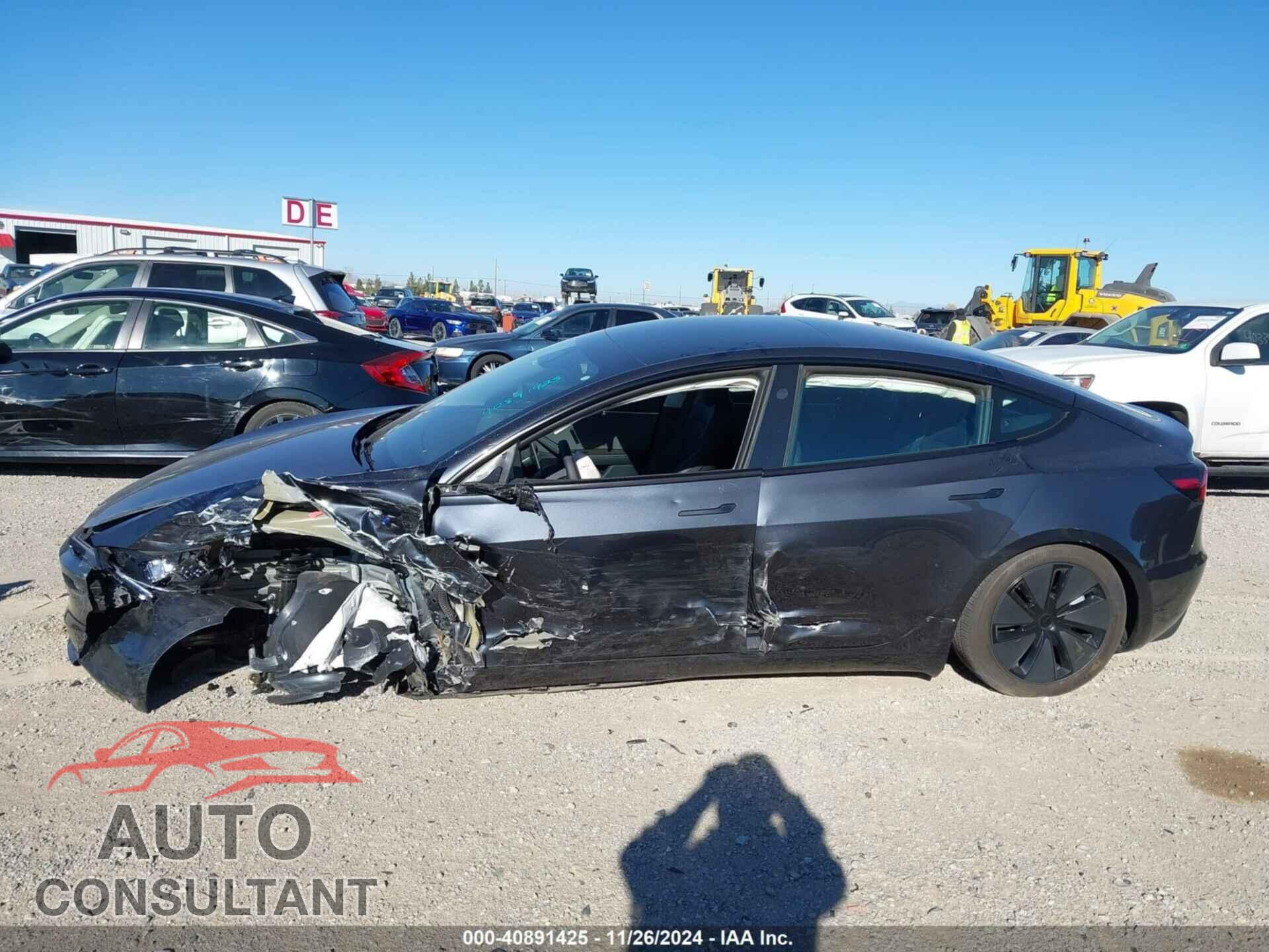 TESLA MODEL 3 2024 - 5YJ3E1EA1RF784449