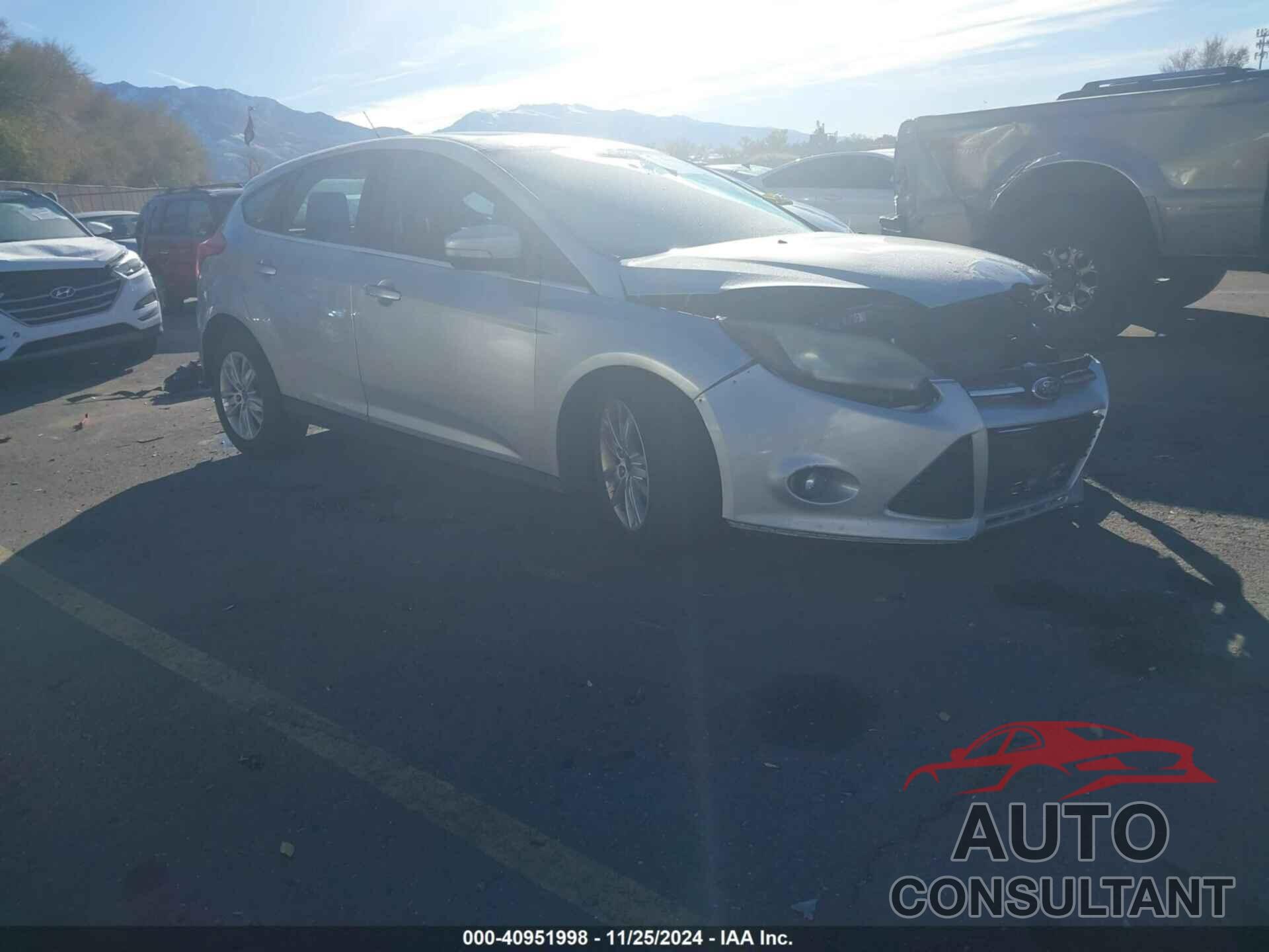 FORD FOCUS 2012 - 1FAHP3M21CL111516