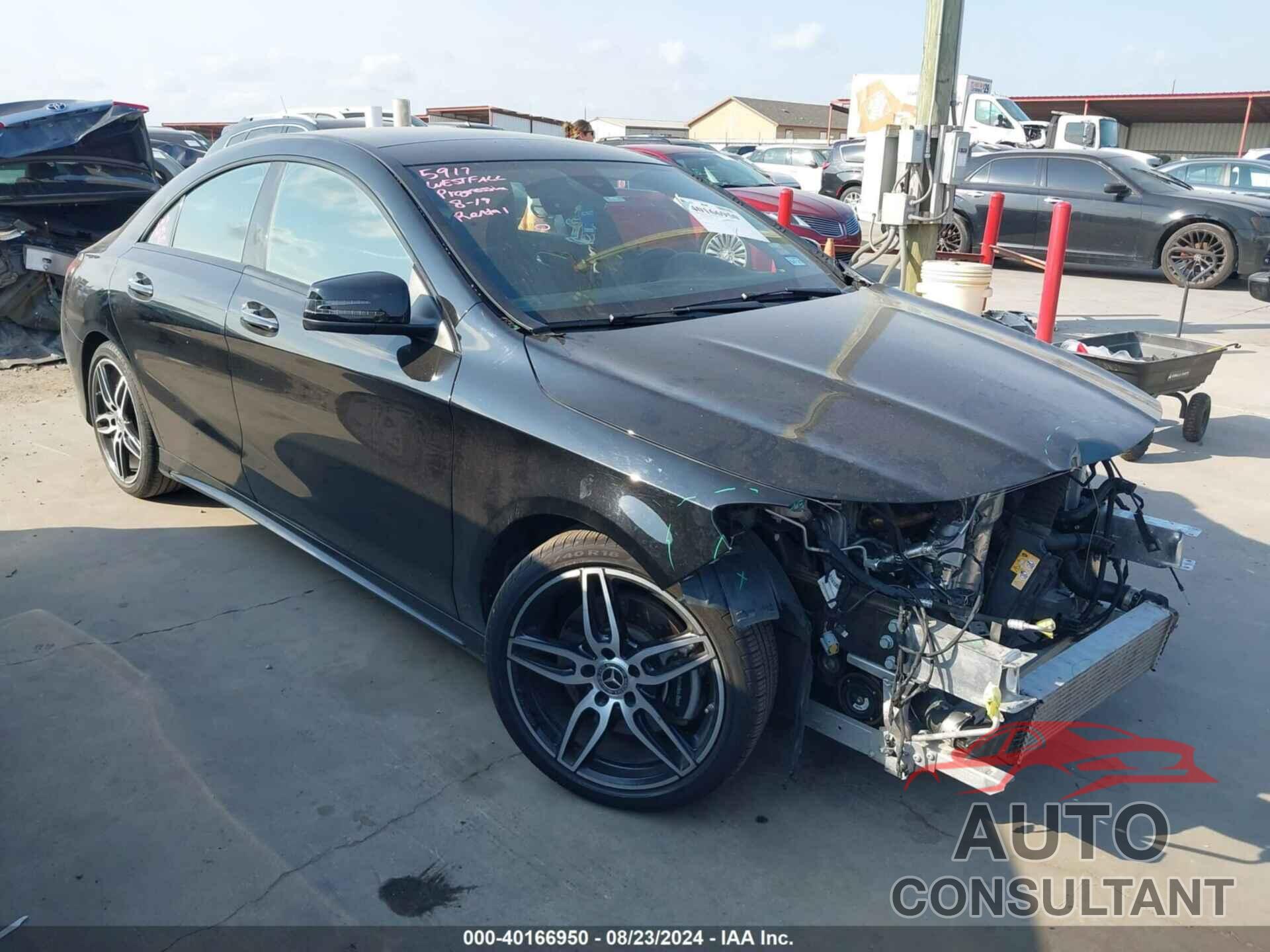 MERCEDES-BENZ CLA 250 2019 - WDDSJ4EB7KN743399
