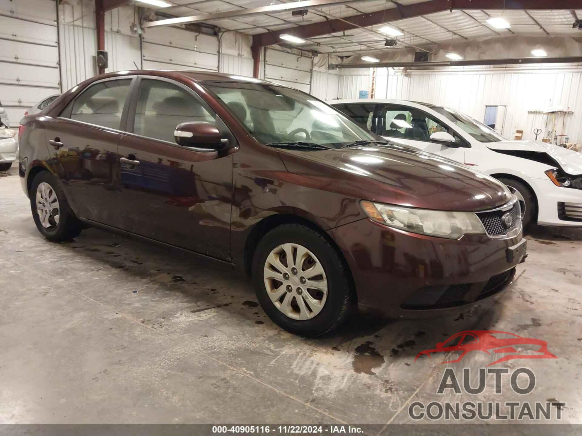 KIA FORTE 2010 - KNAFU4A26A5203952