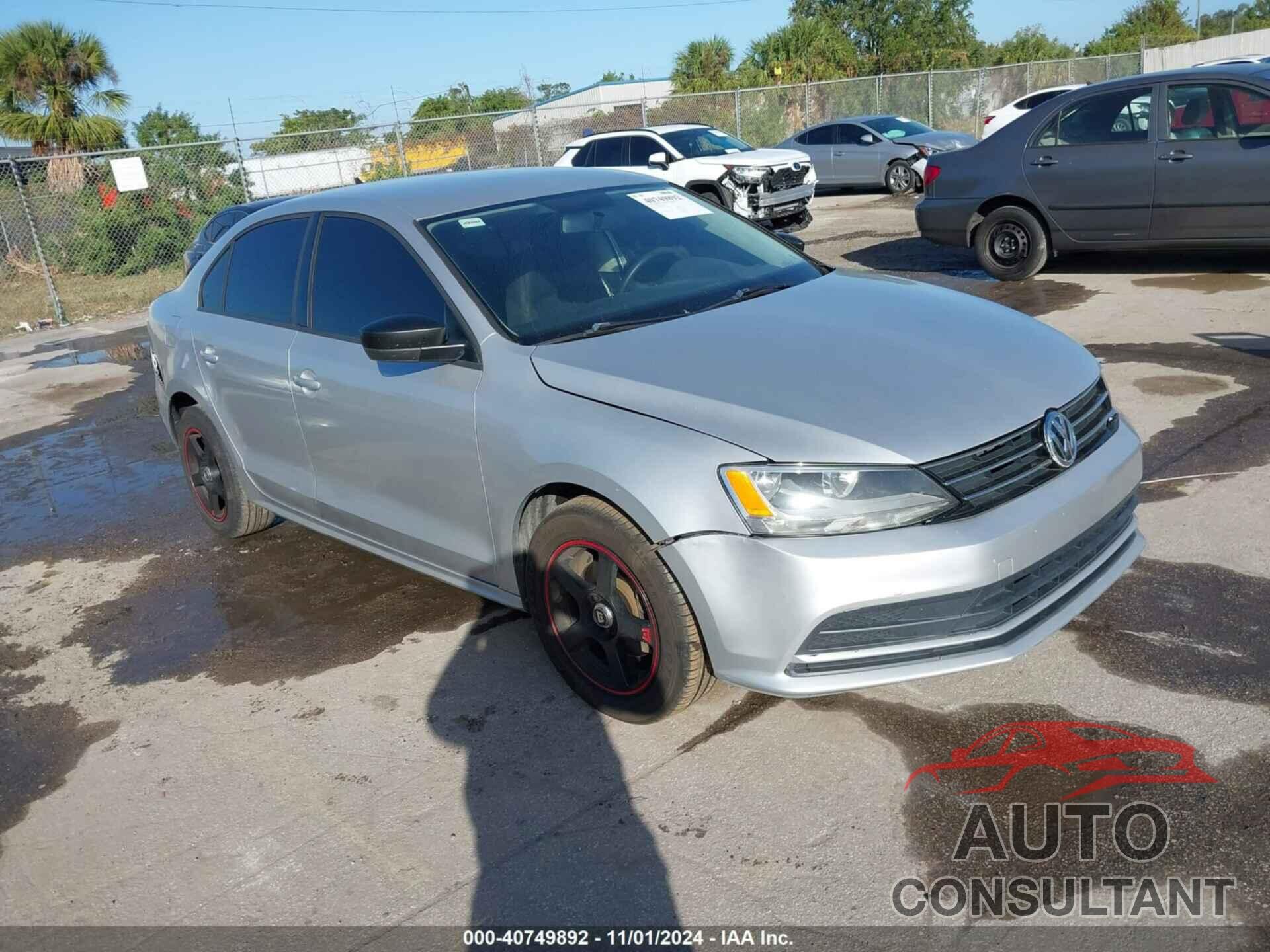 VOLKSWAGEN JETTA 2015 - 3VWD17AJ5FM258371