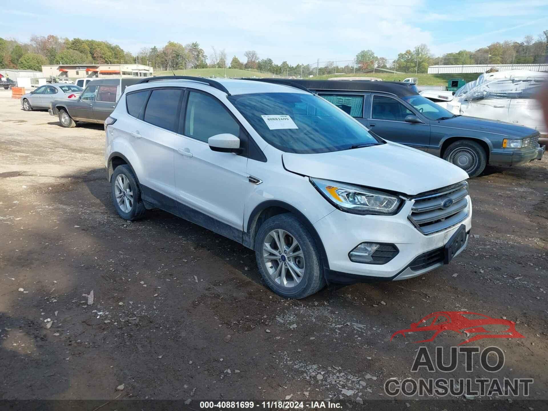 FORD ESCAPE 2017 - 1FMCU9GD3HUE62549