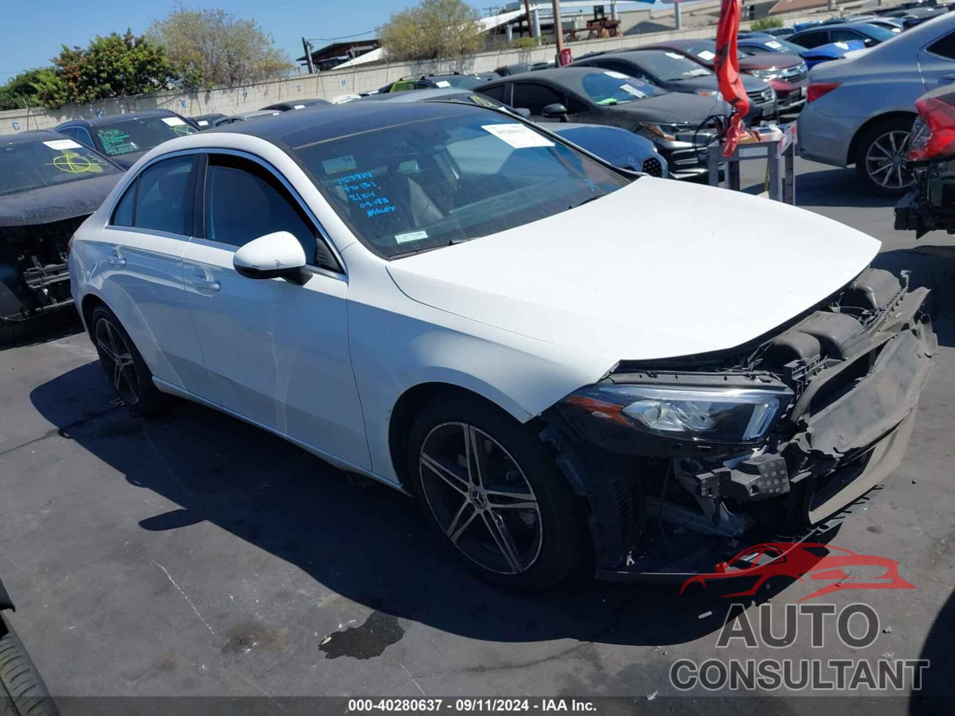 MERCEDES-BENZ A 220 2019 - WDD3G4EB5KW032779