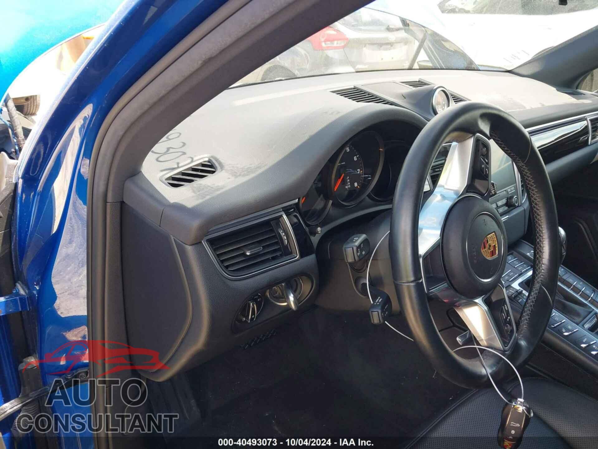 PORSCHE MACAN 2017 - WP1AA2A5XHLB02275