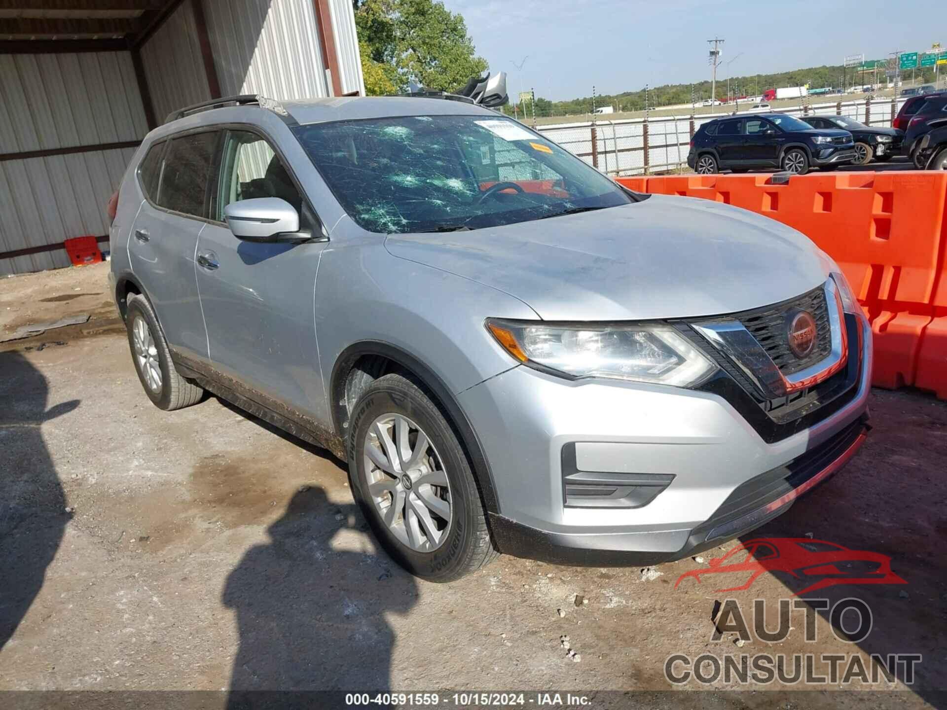 NISSAN ROGUE 2018 - 5N1AT2MT5JC799541