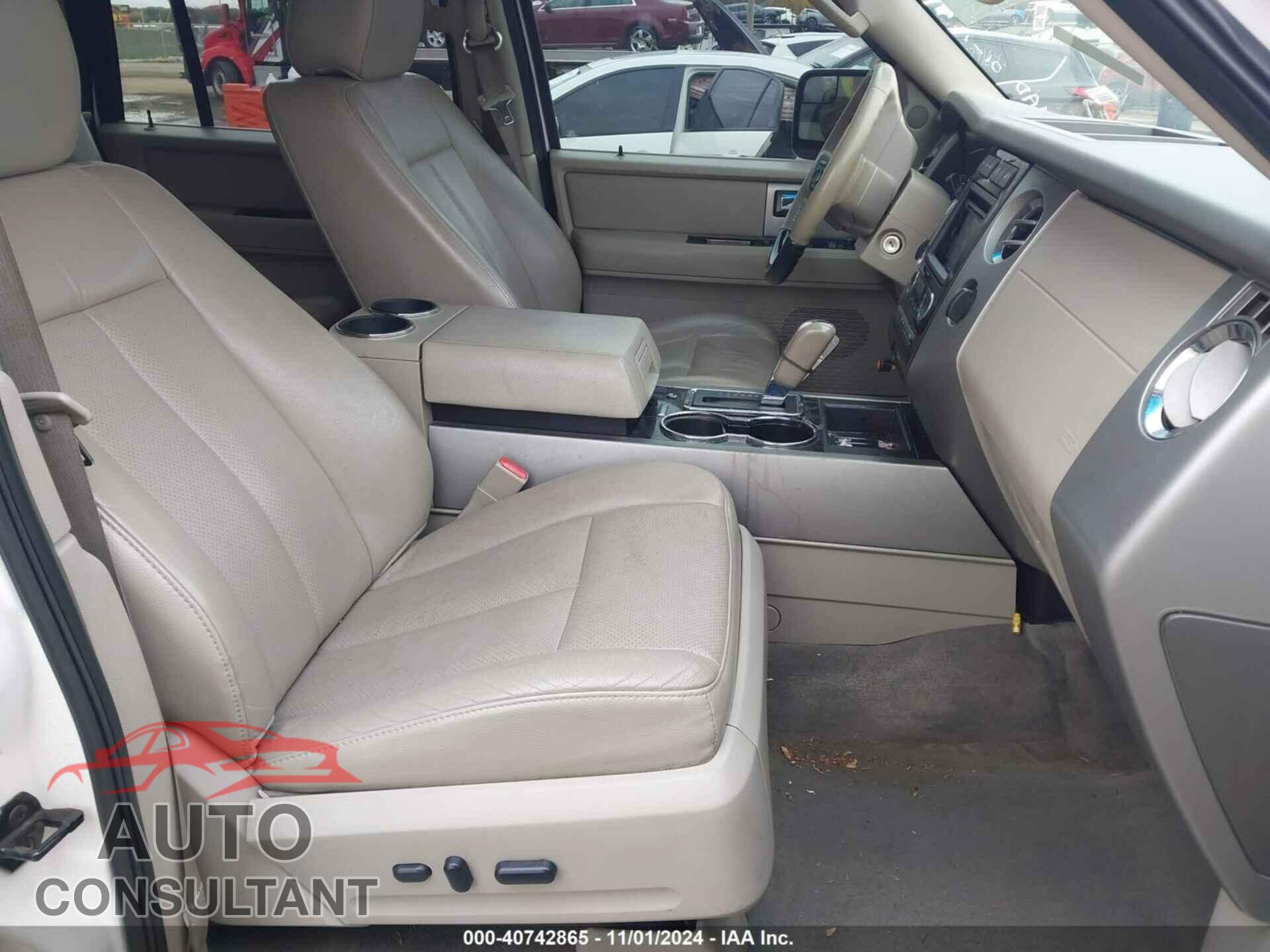 FORD EXPEDITION 2012 - 1FMJU2A53CEF57700