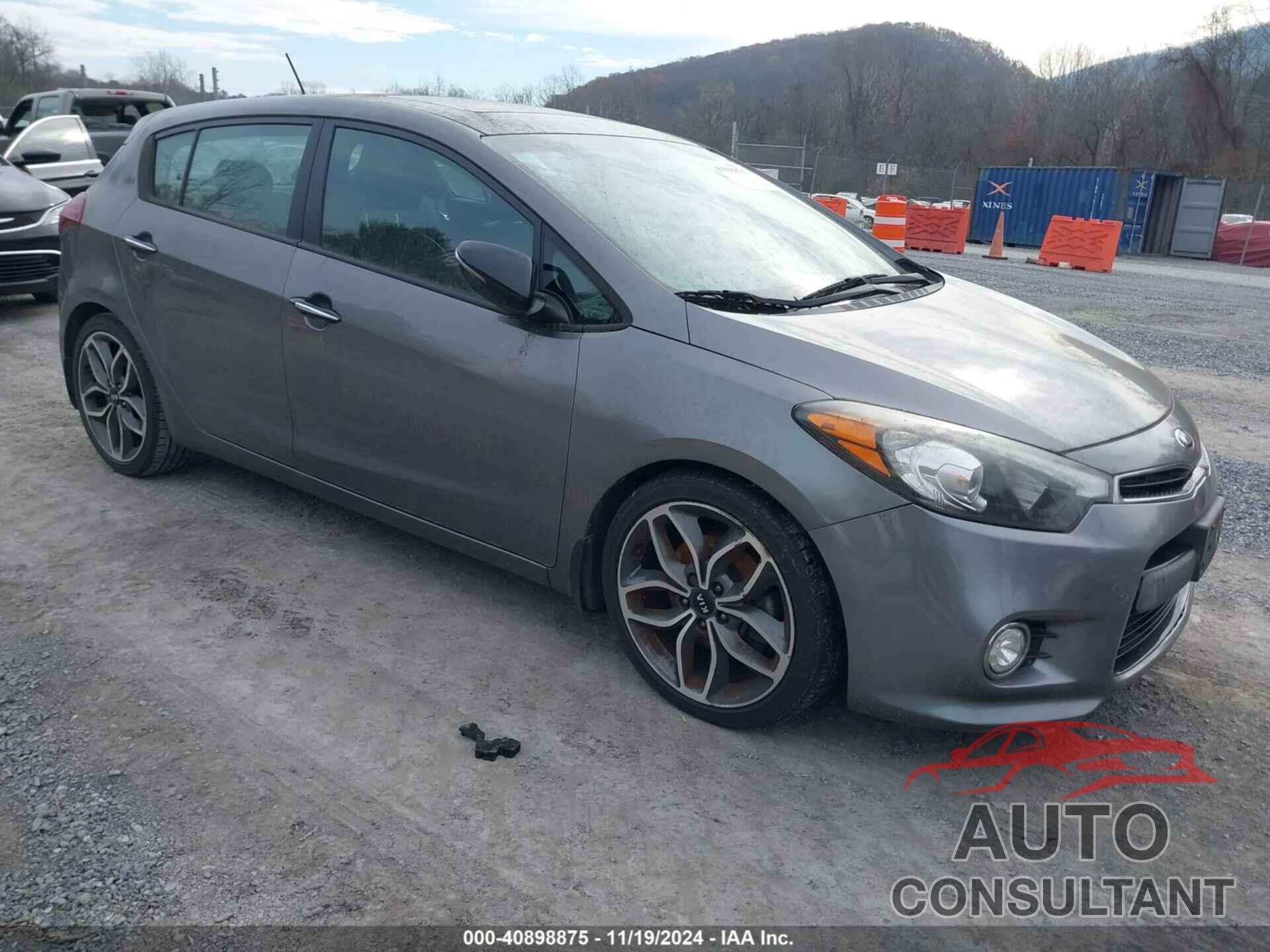 KIA FORTE 2015 - KNAFZ5A38F5269037