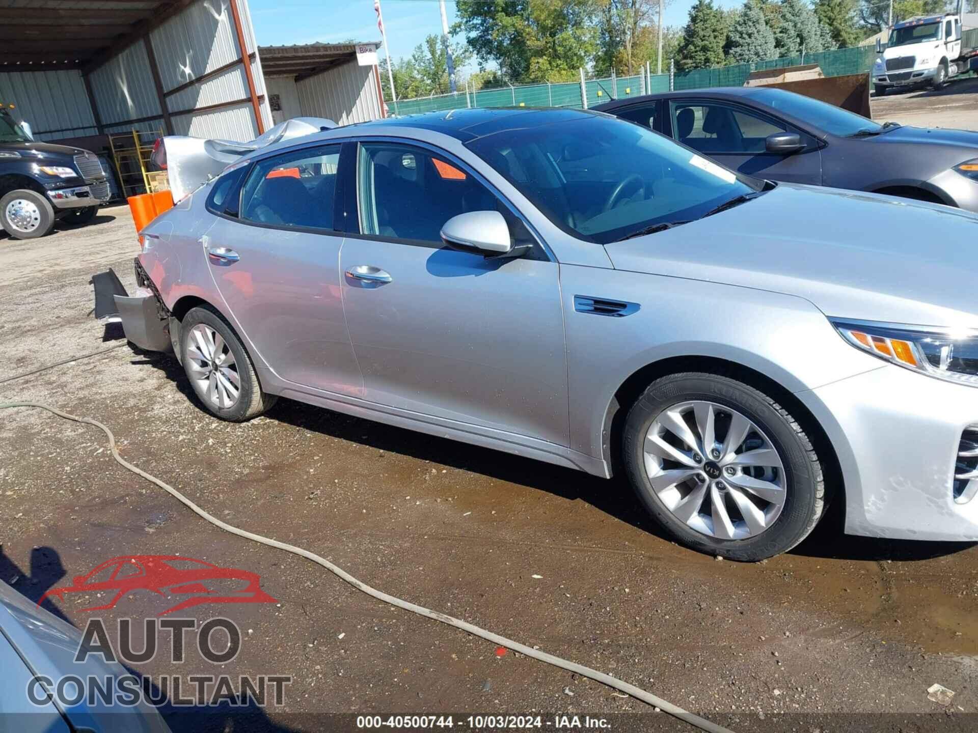 KIA OPTIMA 2017 - 5XXGU4L31HG131075