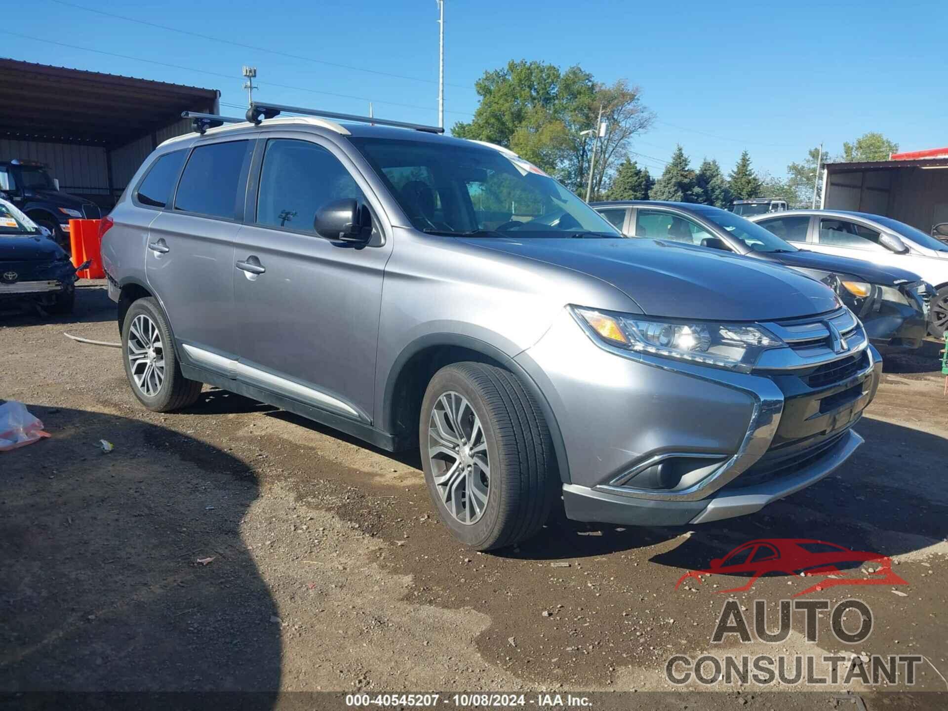 MITSUBISHI OUTLANDER 2017 - JA4AD2A37HZ015447