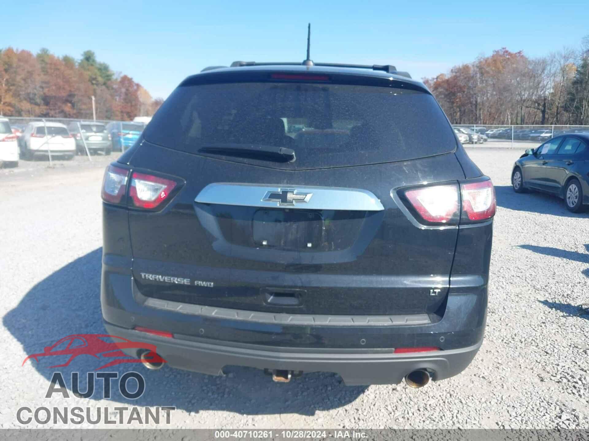 CHEVROLET TRAVERSE 2017 - 1GNKVHKD2HJ237627