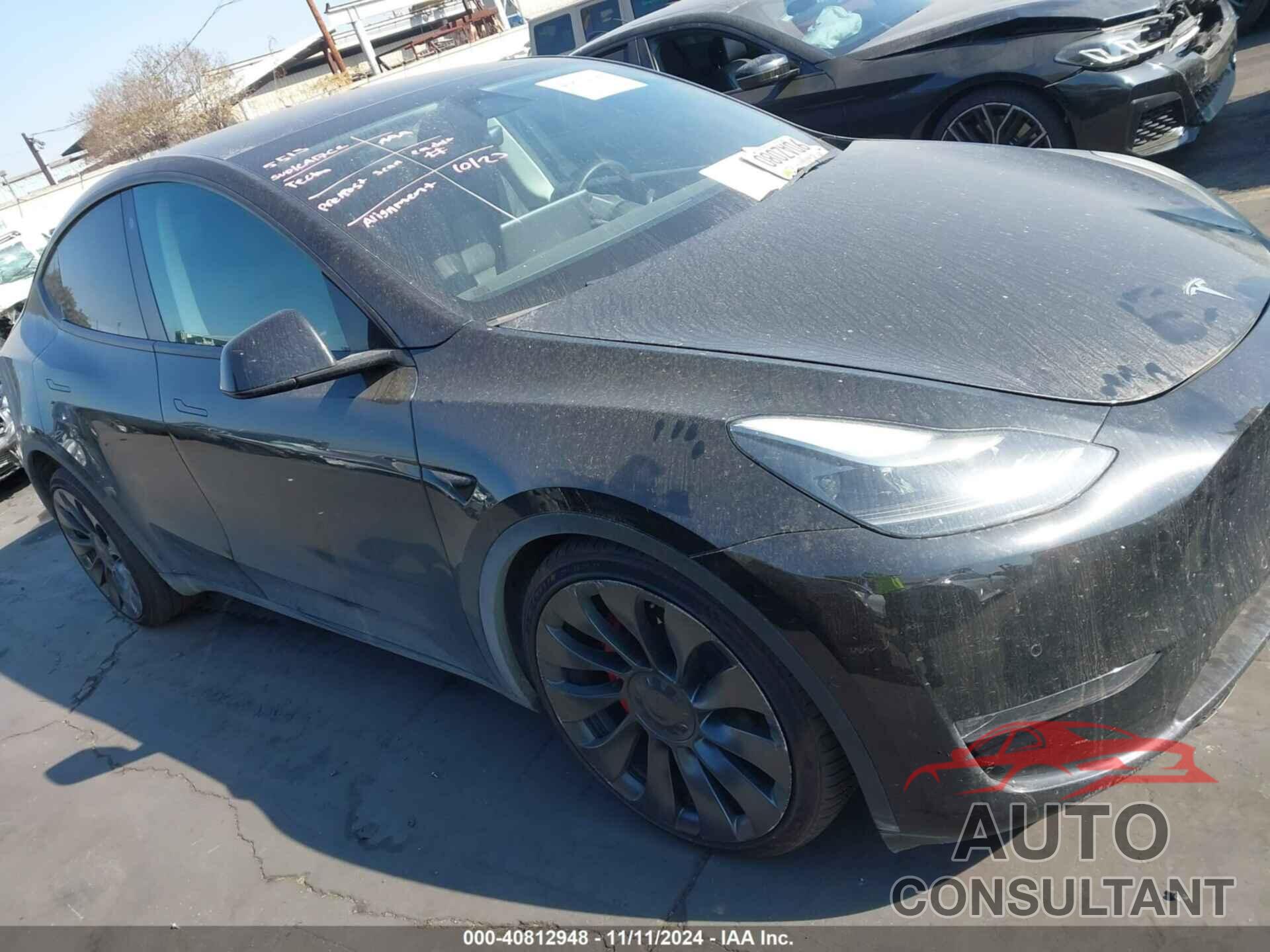 TESLA MODEL Y 2022 - 7SAYGDEF7NF552240