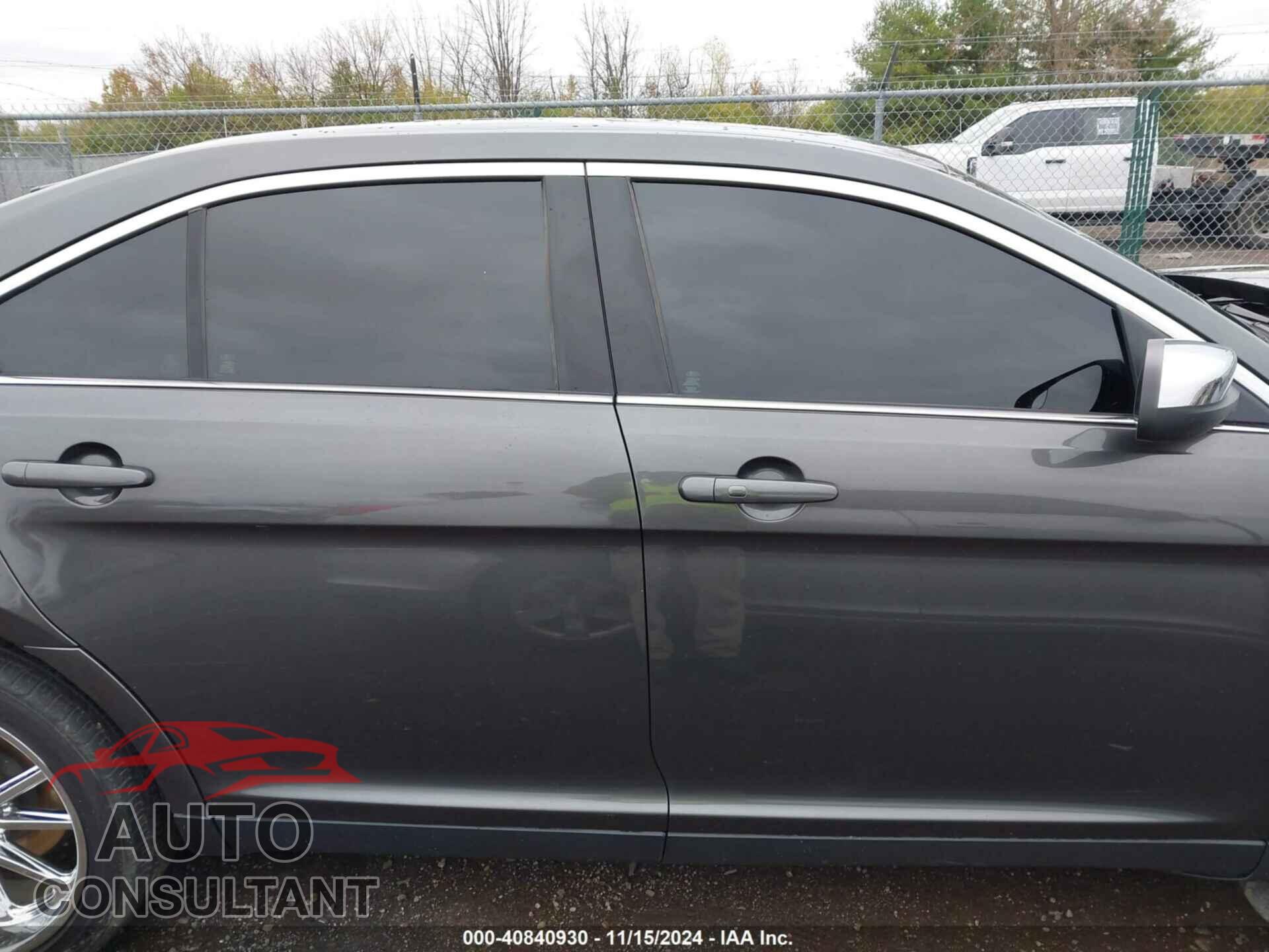 FORD TAURUS 2016 - 1FAHP2F80GG144341
