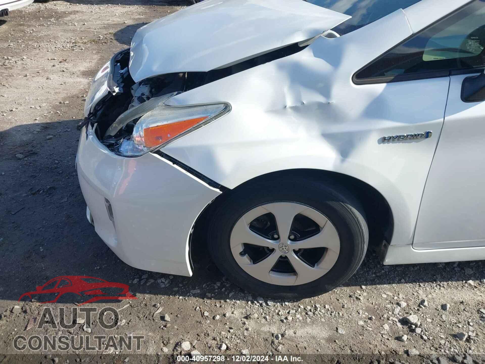 TOYOTA PRIUS 2015 - JTDKN3DU0F0422254