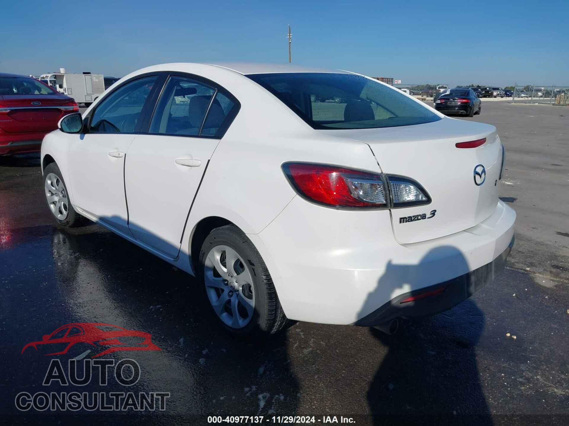 MAZDA MAZDA3 2010 - JM1BL1SF8A1158556