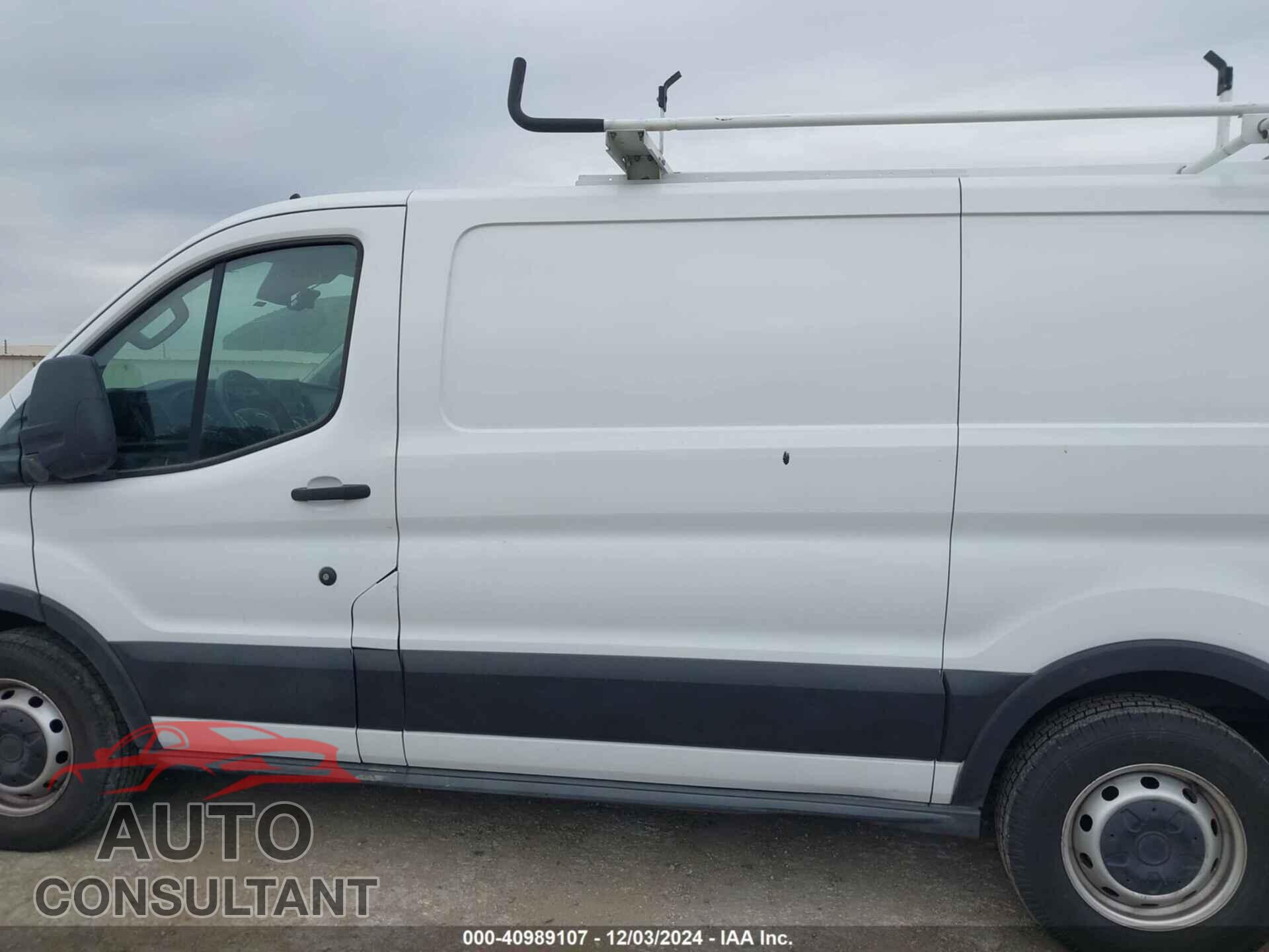 FORD TRANSIT-150 CARGO VAN 2020 - 1FTYE1Y87LKA39598