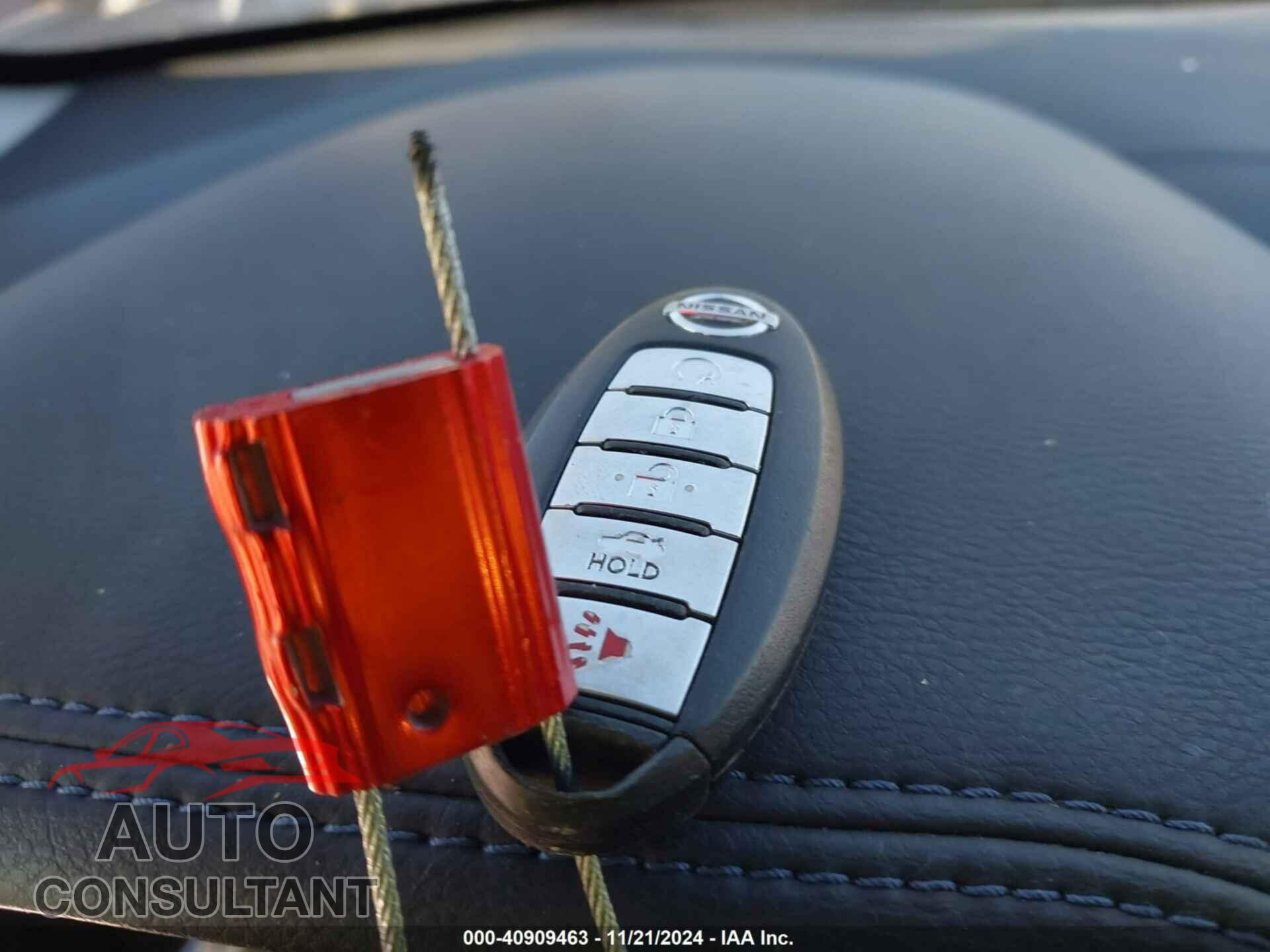 NISSAN MAXIMA 2017 - 1N4AA6APXHC436824