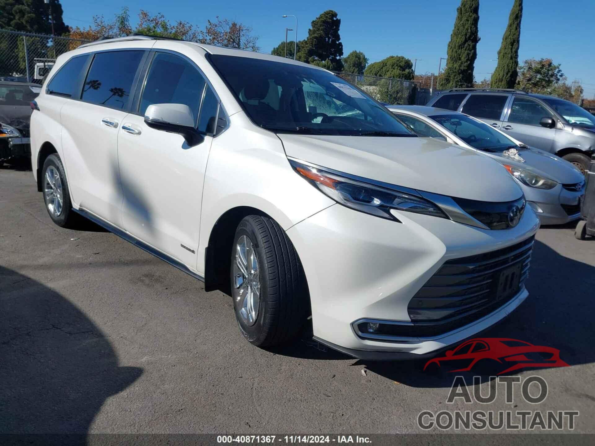 TOYOTA SIENNA 2021 - 5TDESKFC6MS013142