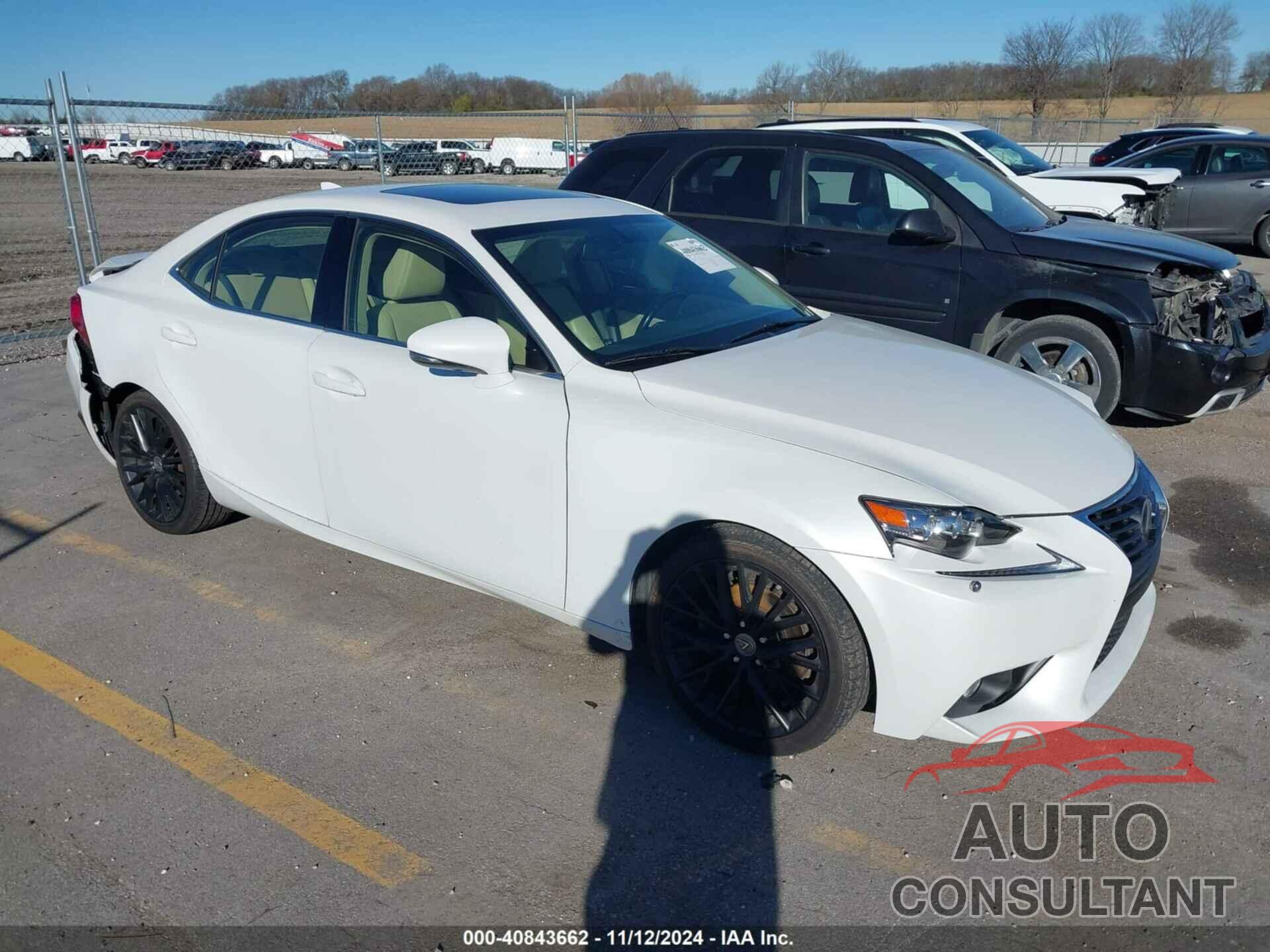 LEXUS IS 250 2014 - JTHCF1D27E5011843