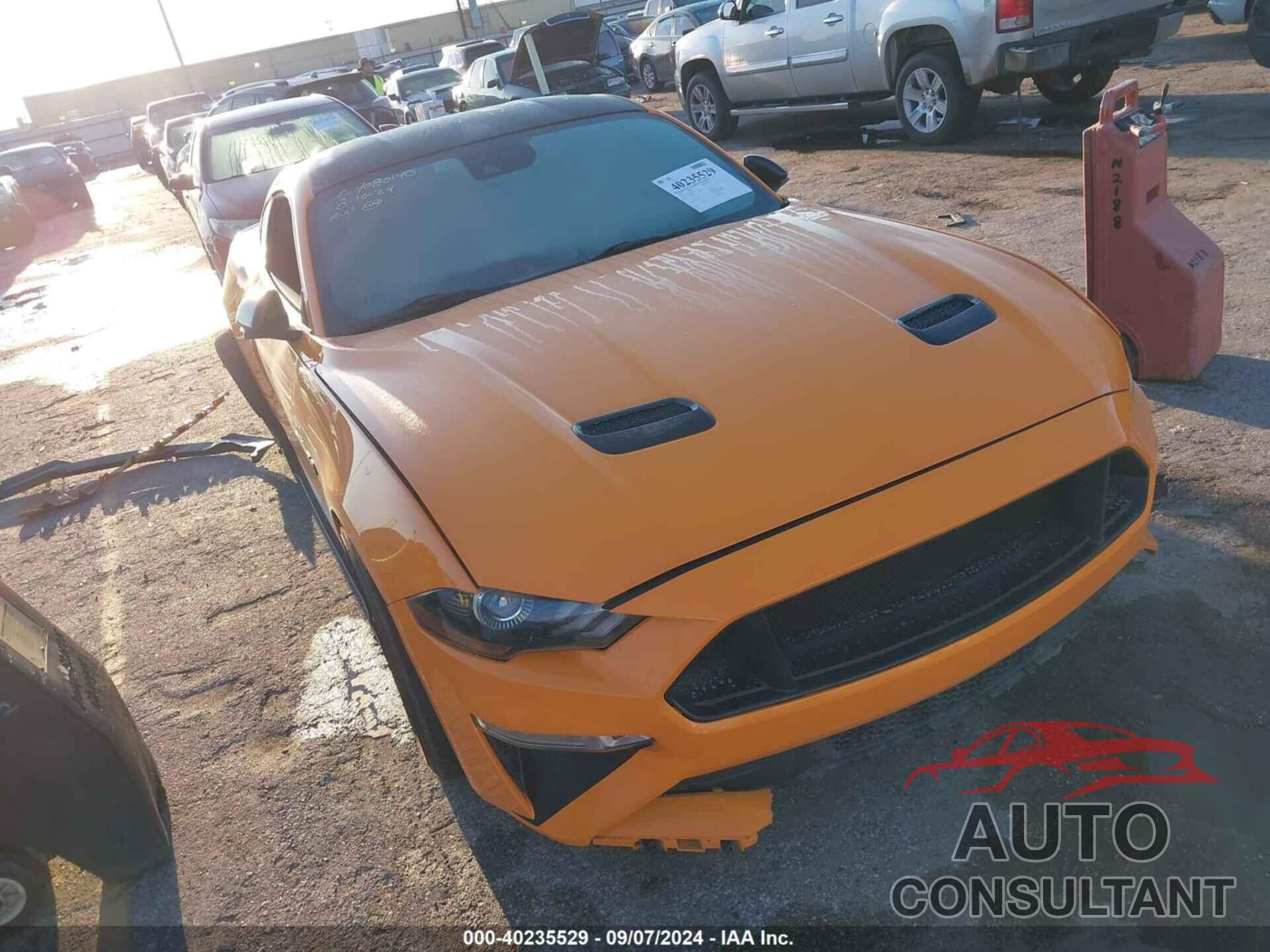 FORD MUSTANG 2018 - 1FA6P8CF9J5175667