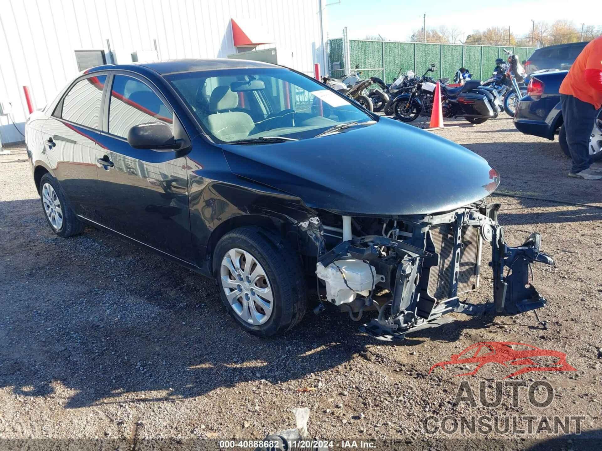 KIA FORTE 2010 - KNAFT4A29A5040832