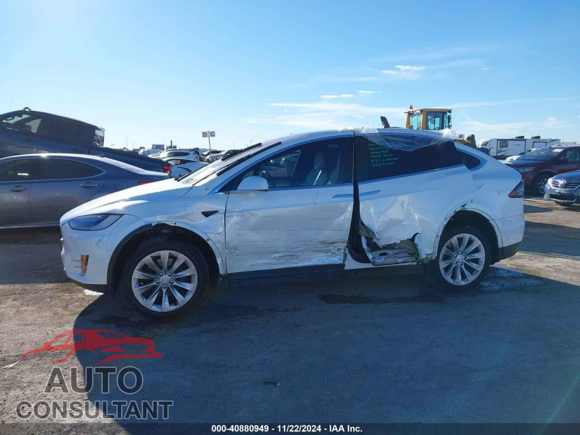 TESLA MODEL X 2017 - 5YJXCBE21HF065092