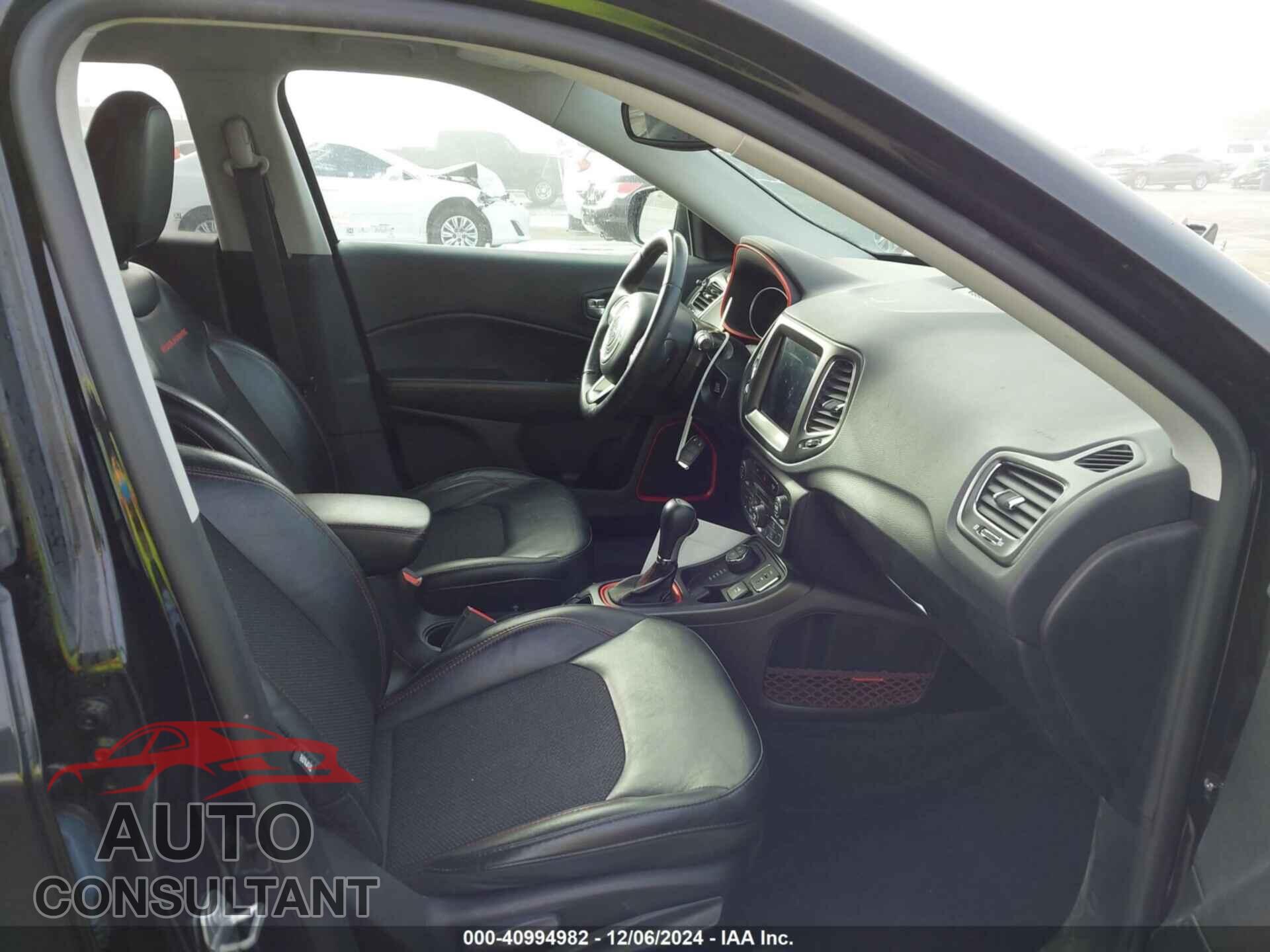 JEEP COMPASS 2019 - 3C4NJDDB1KT617841
