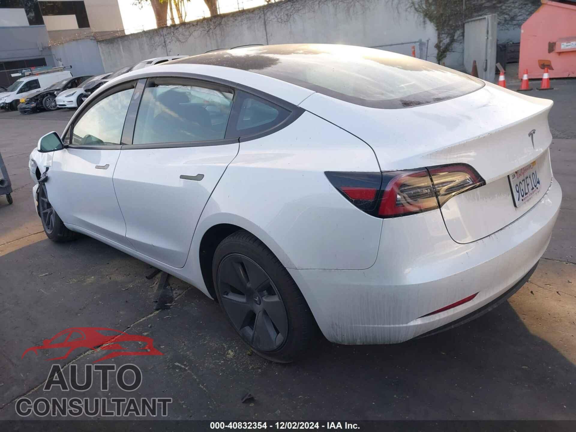 TESLA MODEL 3 2023 - 5YJ3E1EA5PF572425