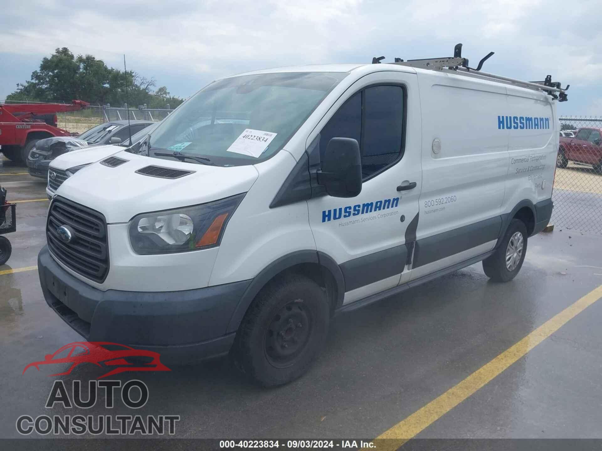 FORD TRANSIT-250 2017 - 1FTYR1YM5HKB32970