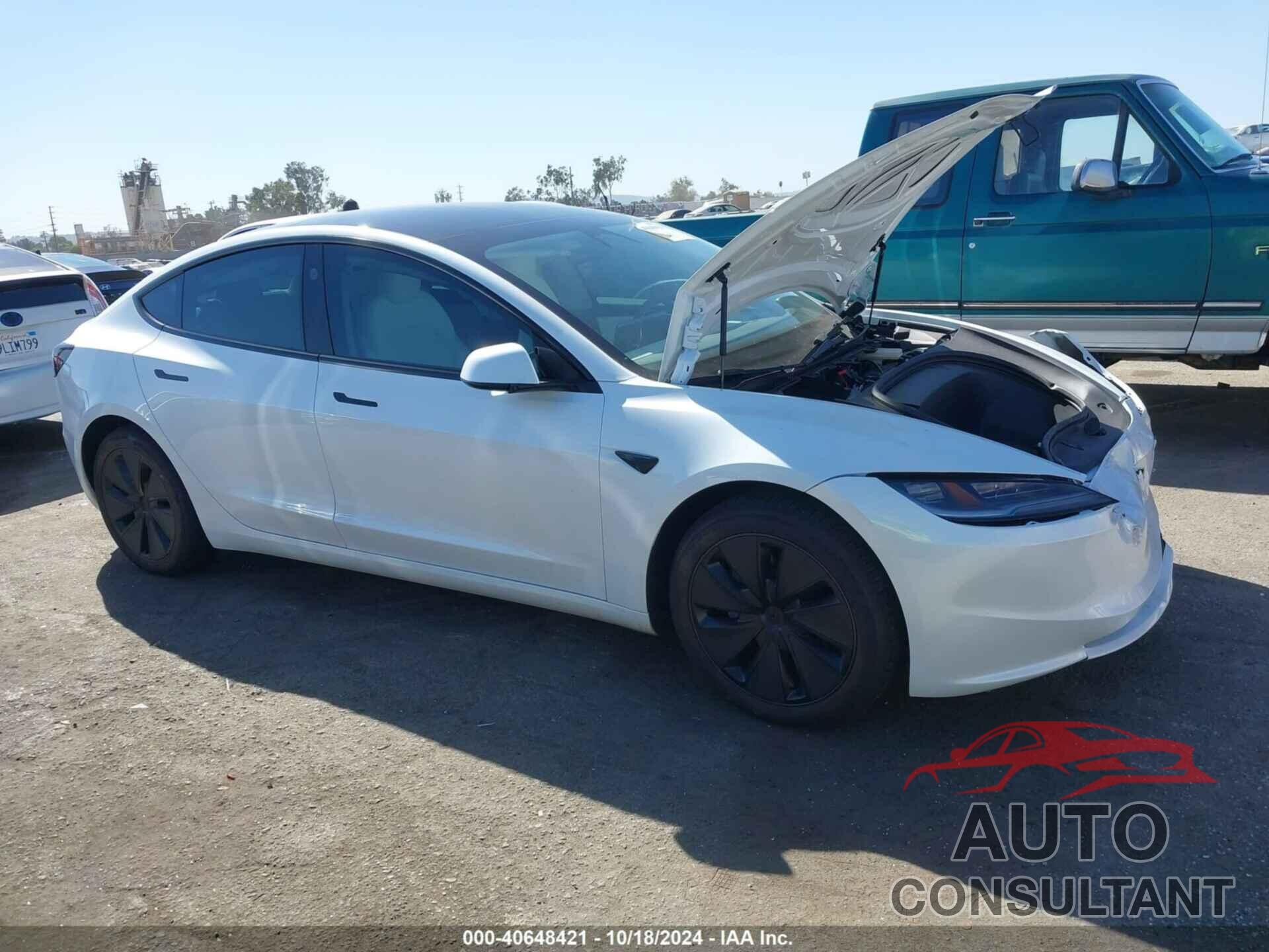 TESLA MODEL 3 2024 - 5YJ3E1EA7RF812528