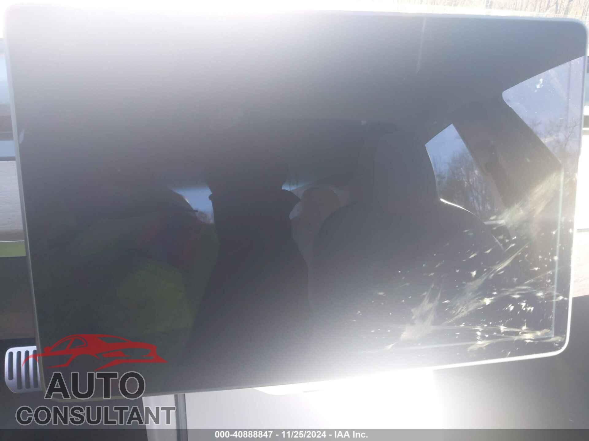 TESLA MODEL 3 2018 - 5YJ3E1EA1JF026776