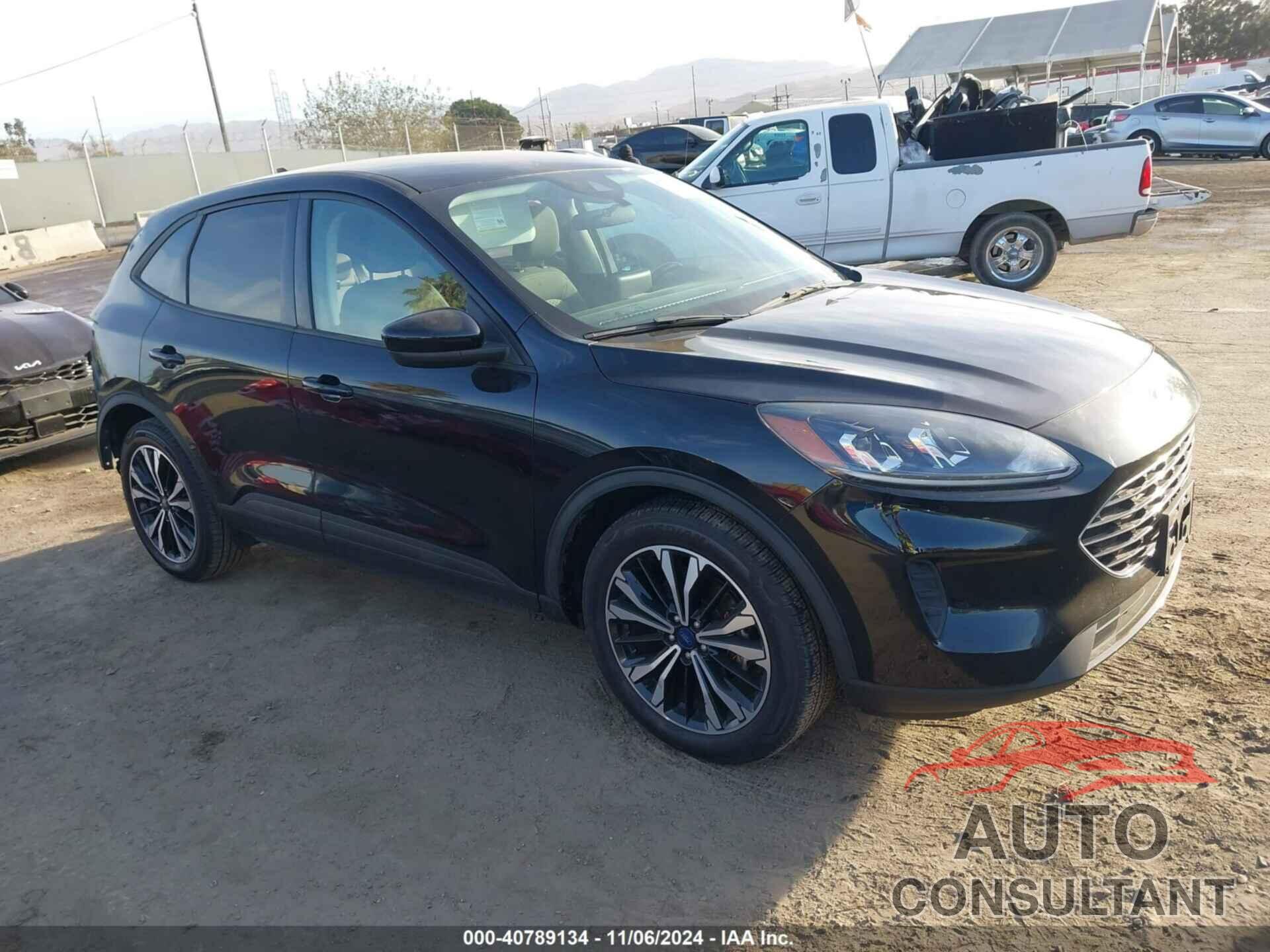 FORD ESCAPE 2022 - 1FMCU0G67NUA27719
