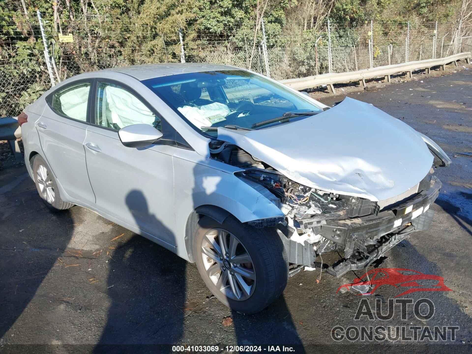 HYUNDAI ELANTRA 2016 - 5NPDH4AE4GH660616