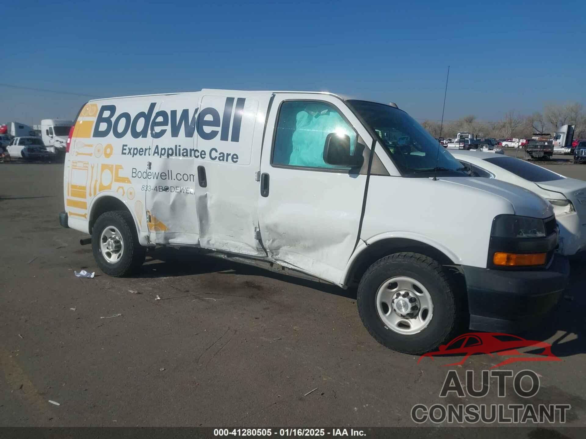 CHEVROLET EXPRESS CARGO 2020 - 1GCWGAFG9L1207050