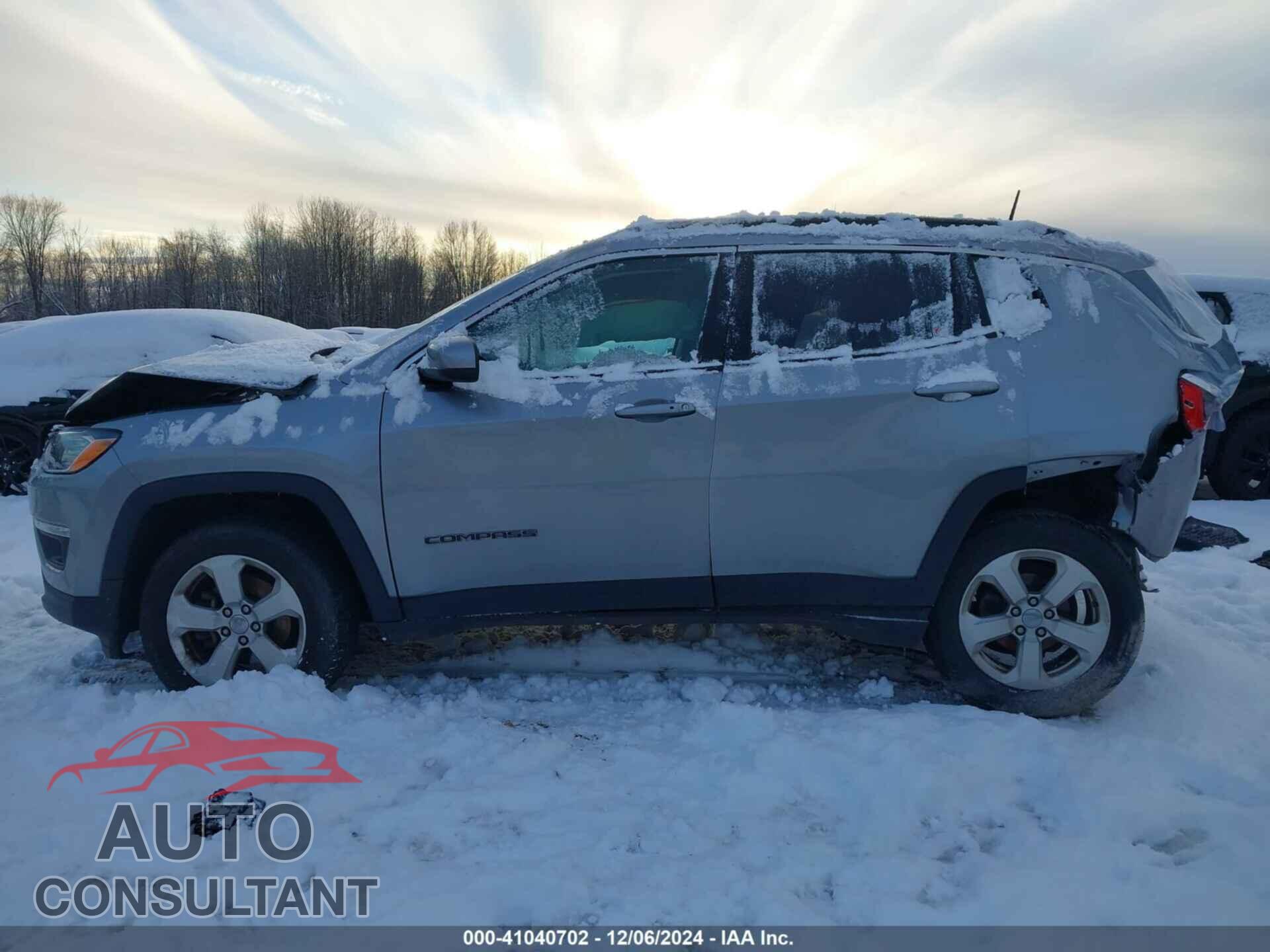 JEEP COMPASS 2018 - 3C4NJDBB4JT207245