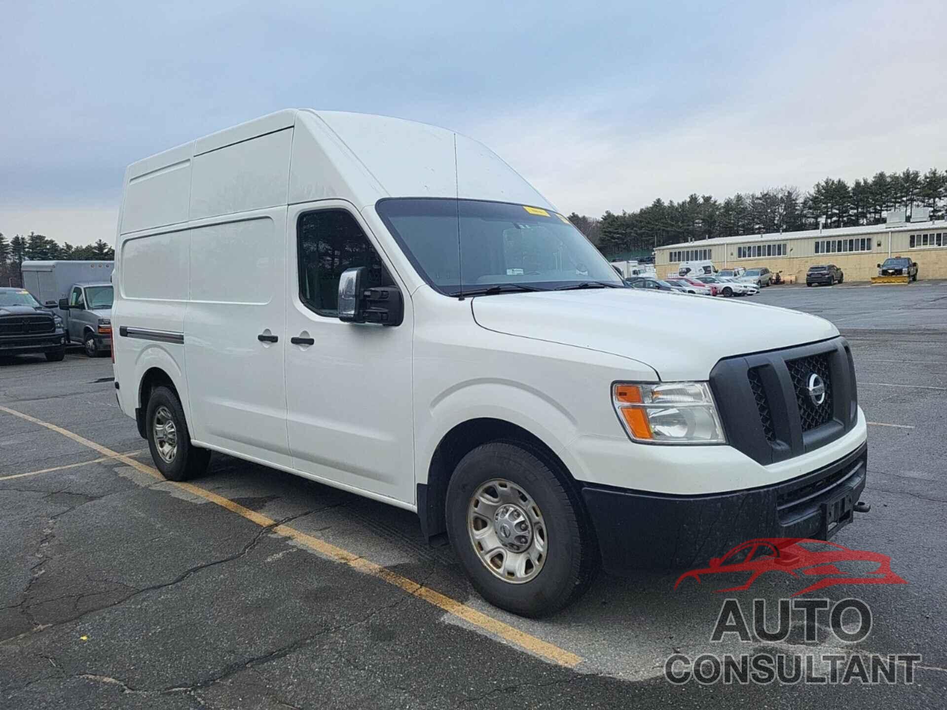 NISSAN NV CARGO NV3500 HD 2015 - 1N6AF0LY3FN808940