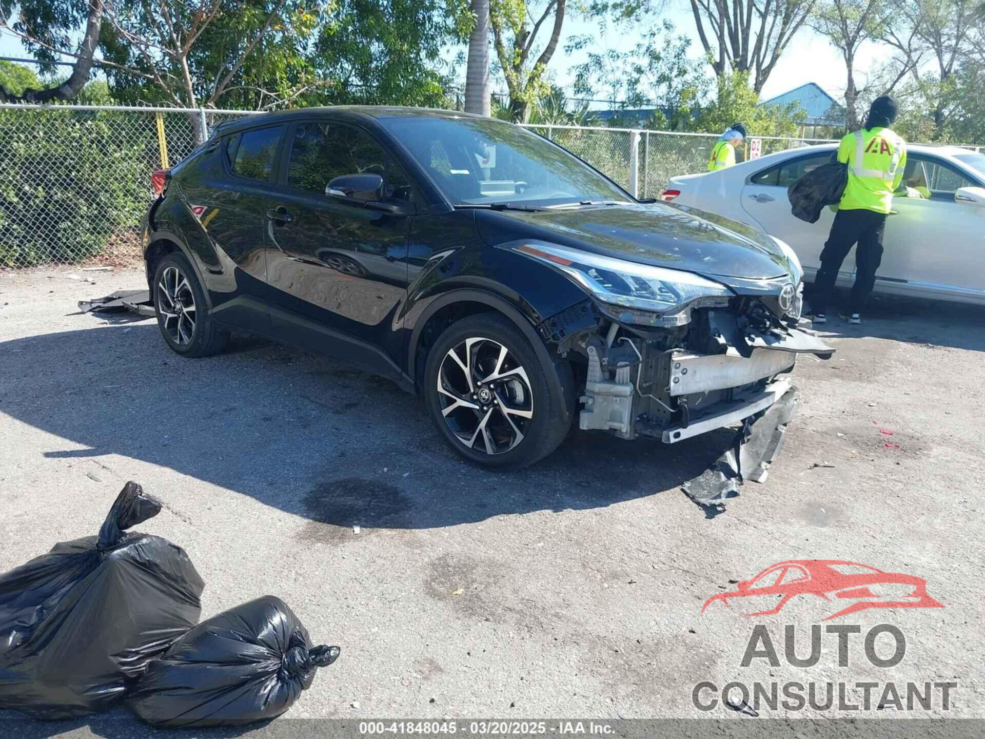 TOYOTA C-HR 2021 - NMTKHMBX7MR126165