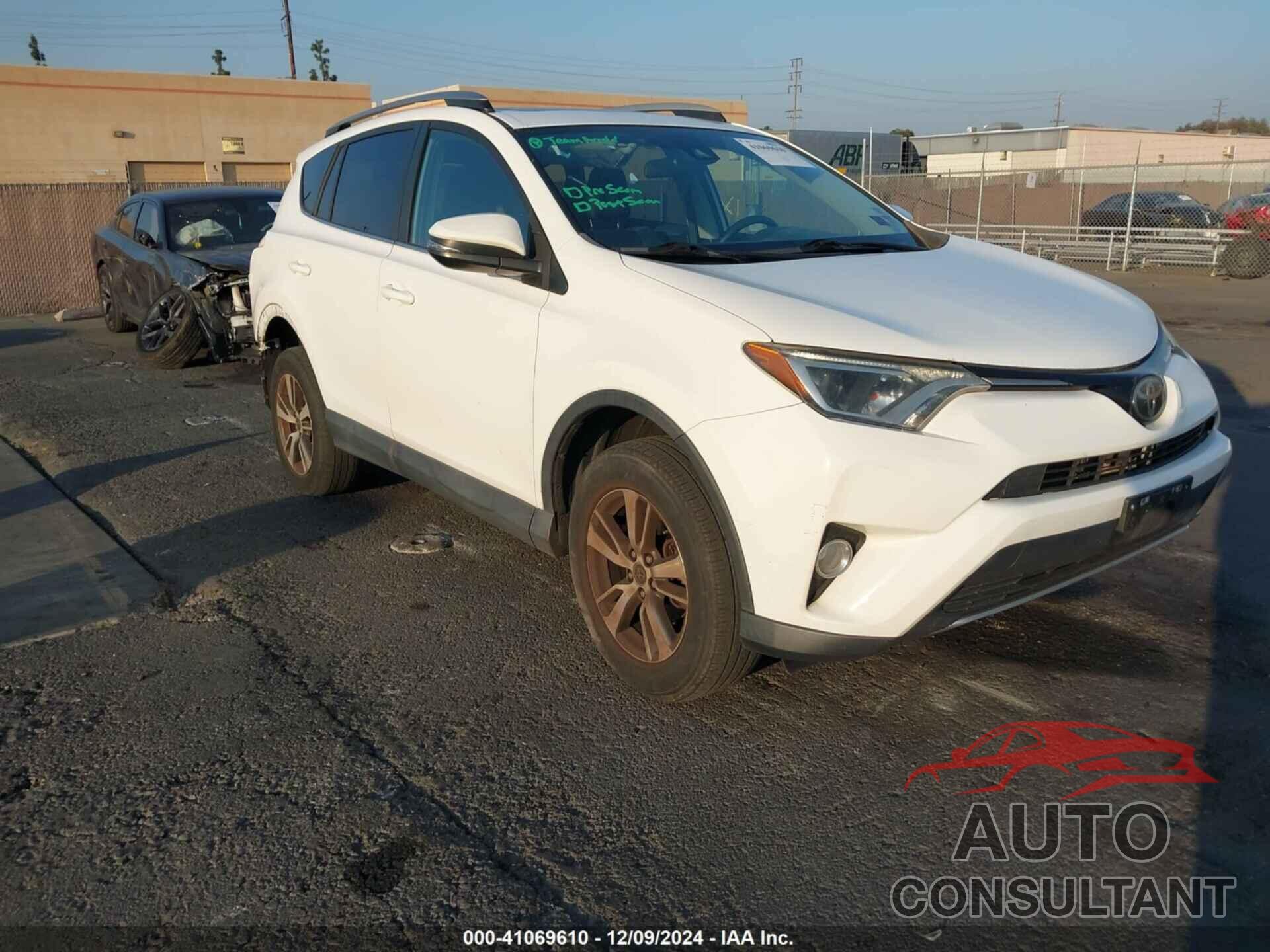 TOYOTA RAV4 2017 - 2T3WFREV3HW382405