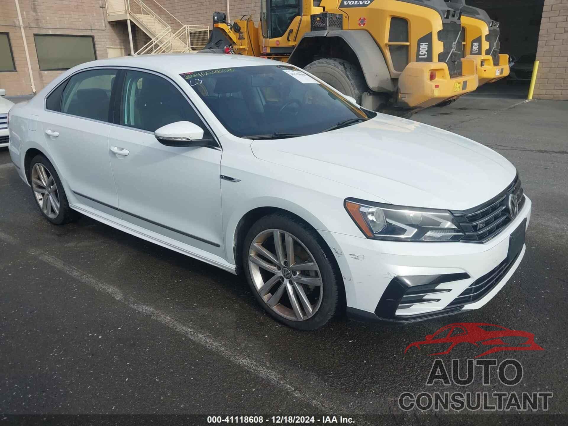 VOLKSWAGEN PASSAT 2017 - 1VWDT7A30HC044565