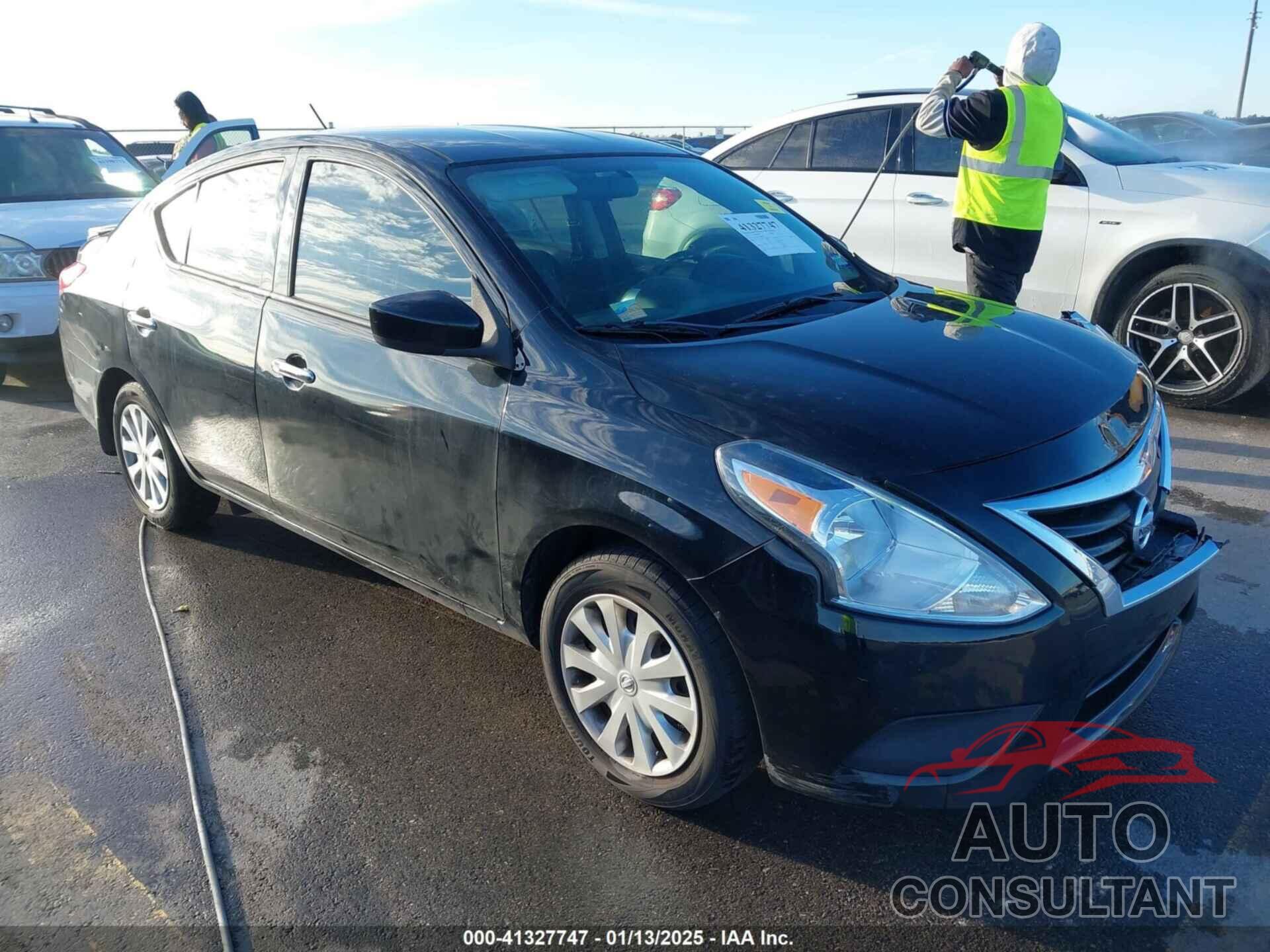 NISSAN VERSA 2017 - 3N1CN7AP8HL895984