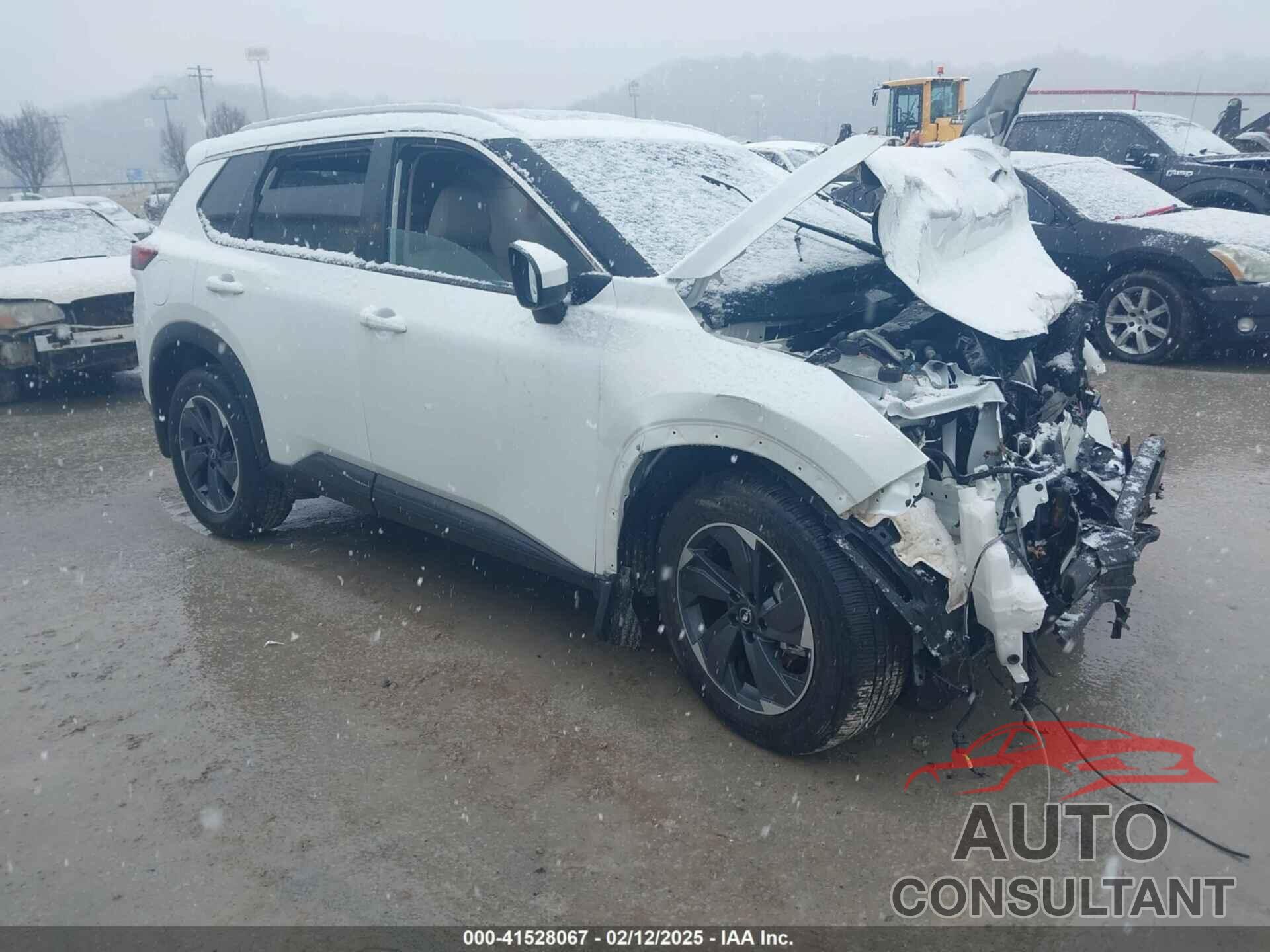 NISSAN ROGUE 2024 - 5N1BT3BA9RC737115