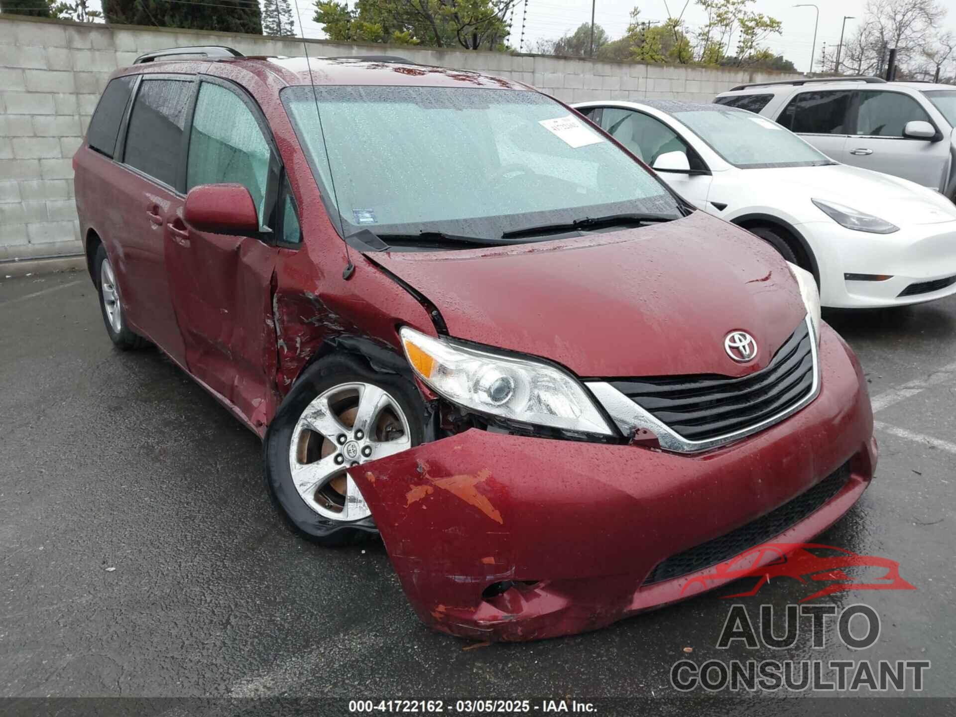 TOYOTA SIENNA 2013 - 5TDKK3DC6DS380652