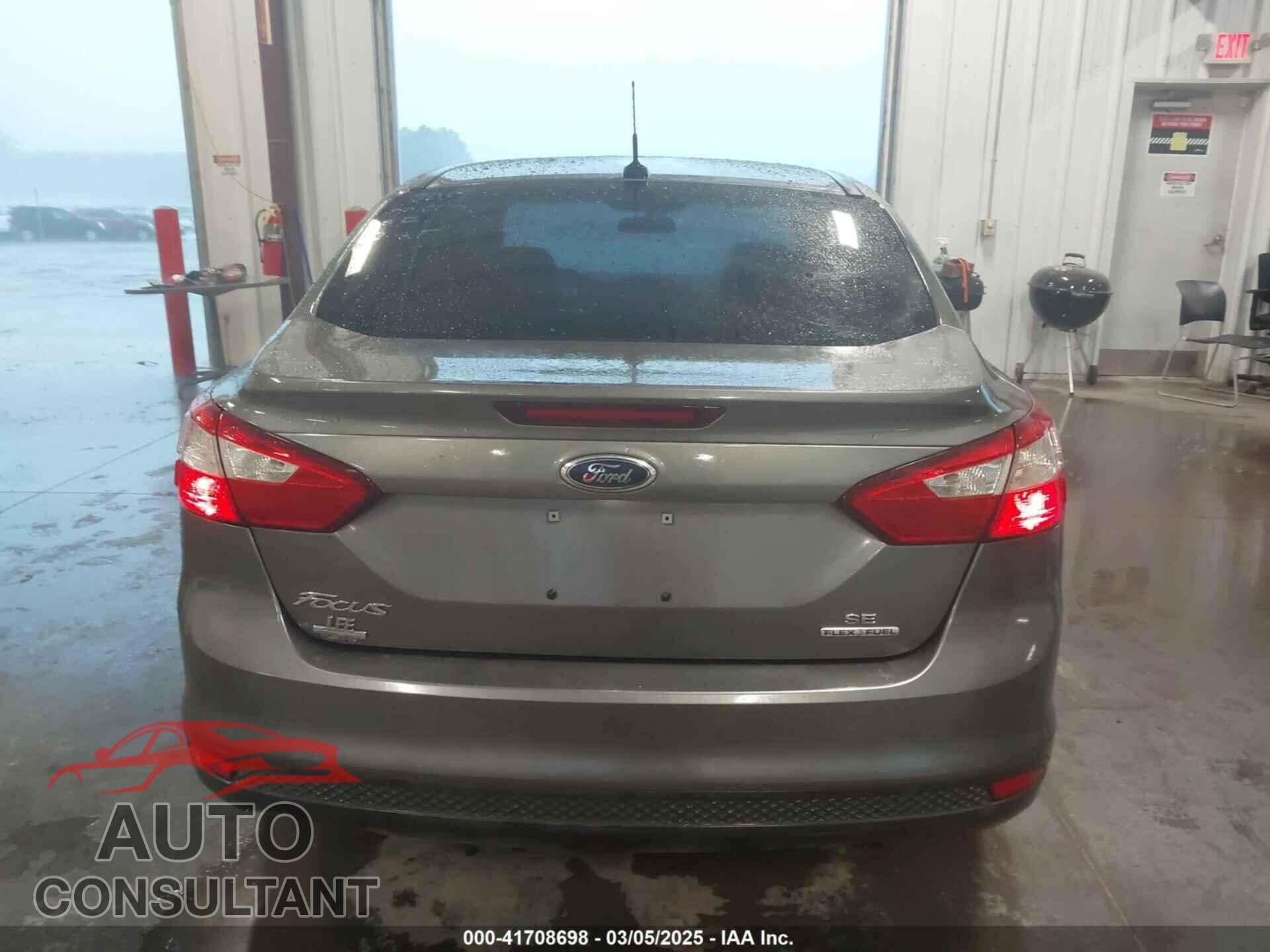 FORD FOCUS 2014 - 1FADP3F22EL203183