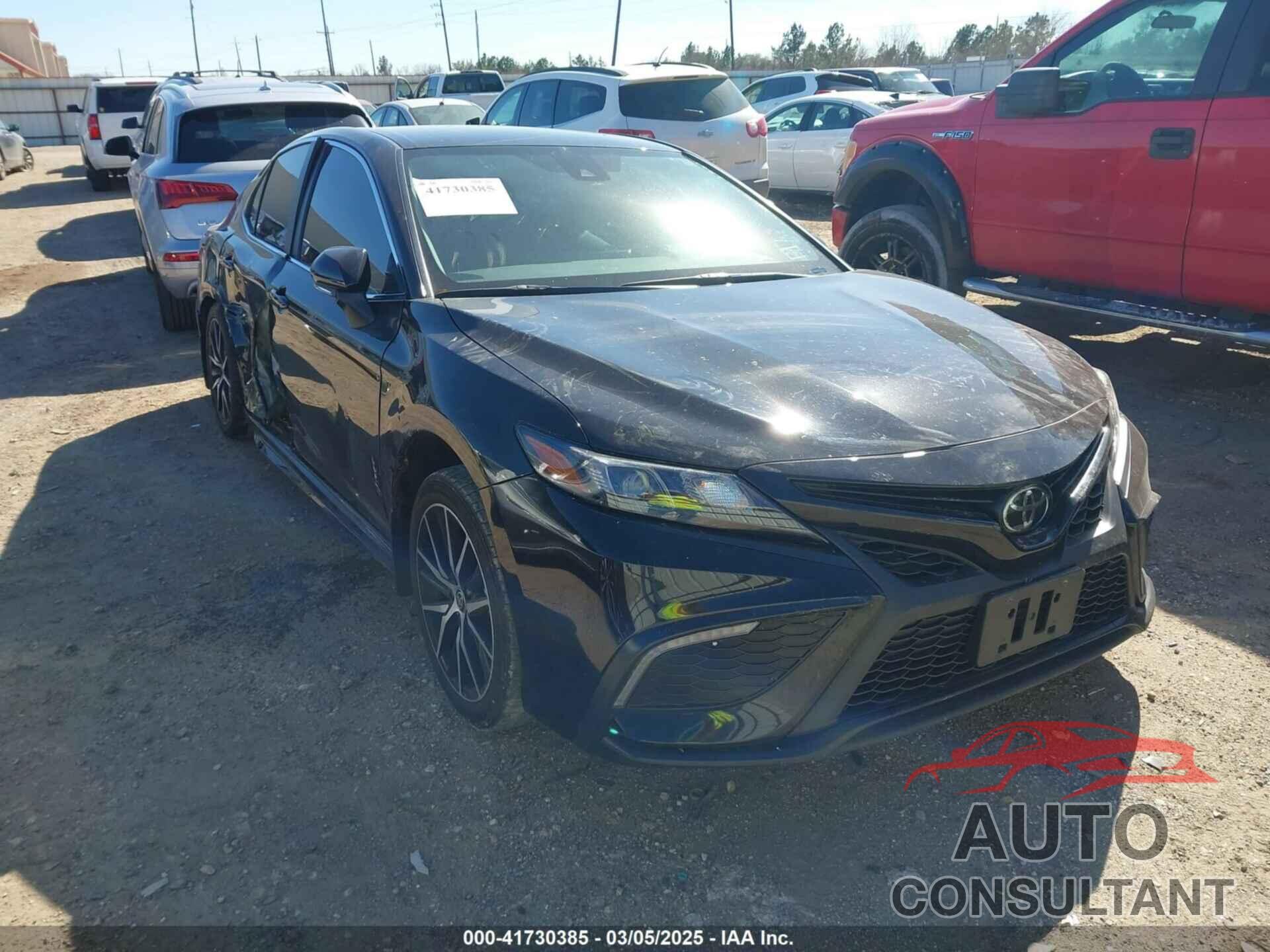 TOYOTA CAMRY 2023 - 4T1G11AK1PU784673