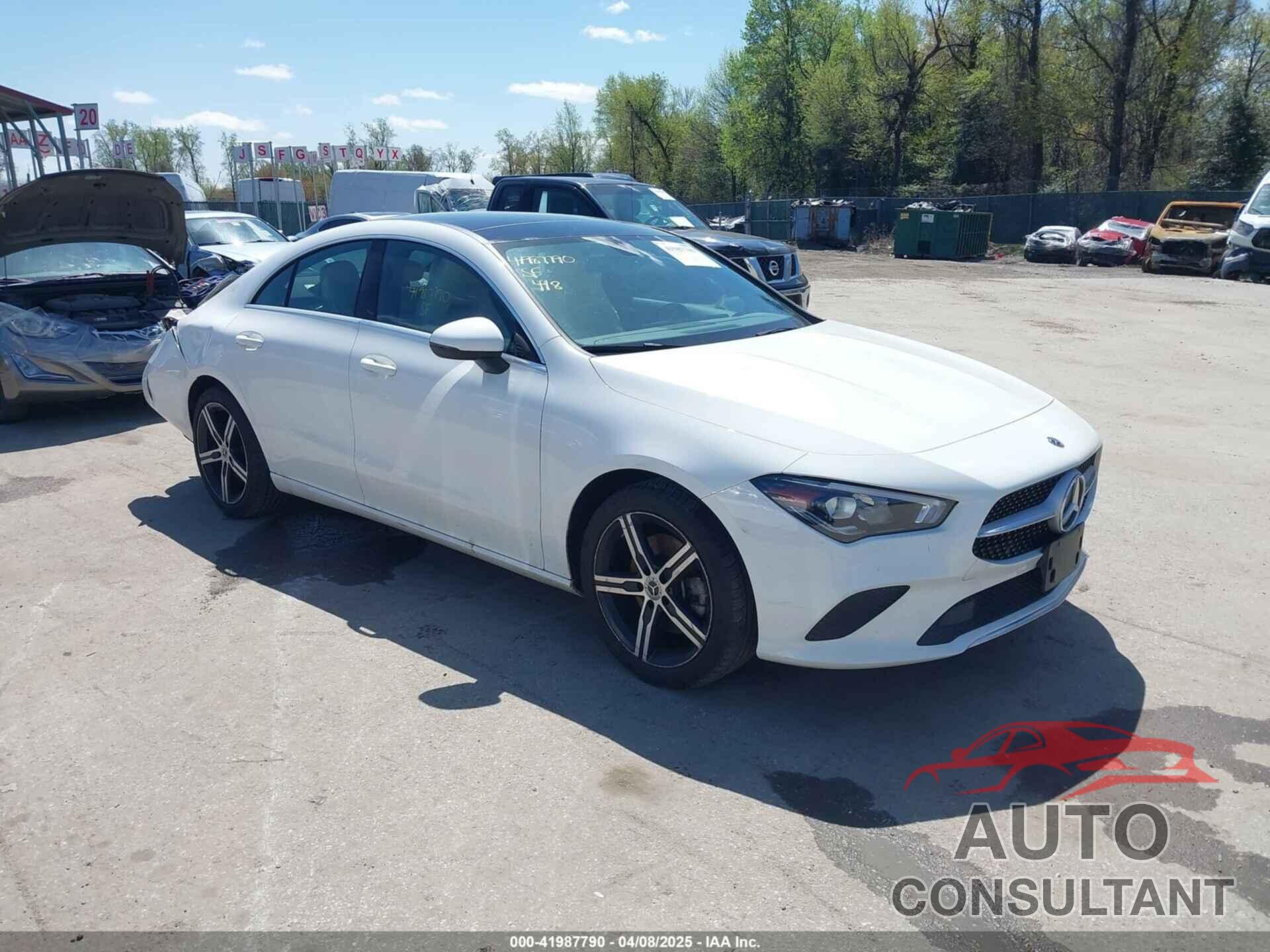 MERCEDES-BENZ CLA 250 2020 - WDD5J4HB1LN071494